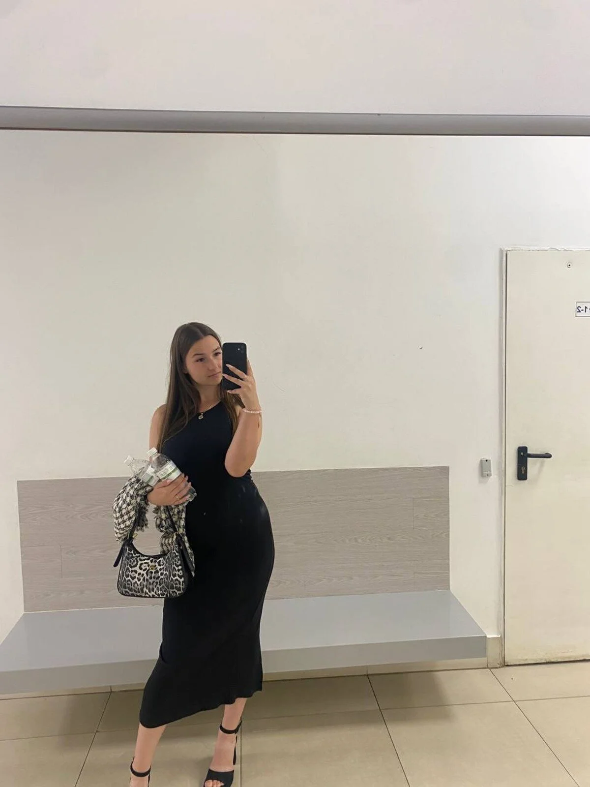XXX Porn Photo of Nude GemmaGunter 4