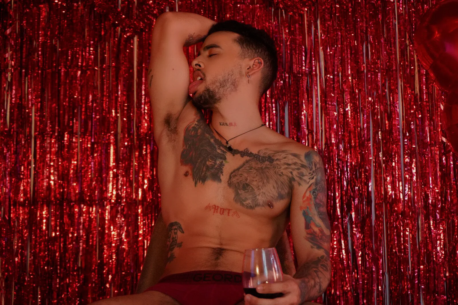 XXX Porn Photo of Nude Seth_Owner 23