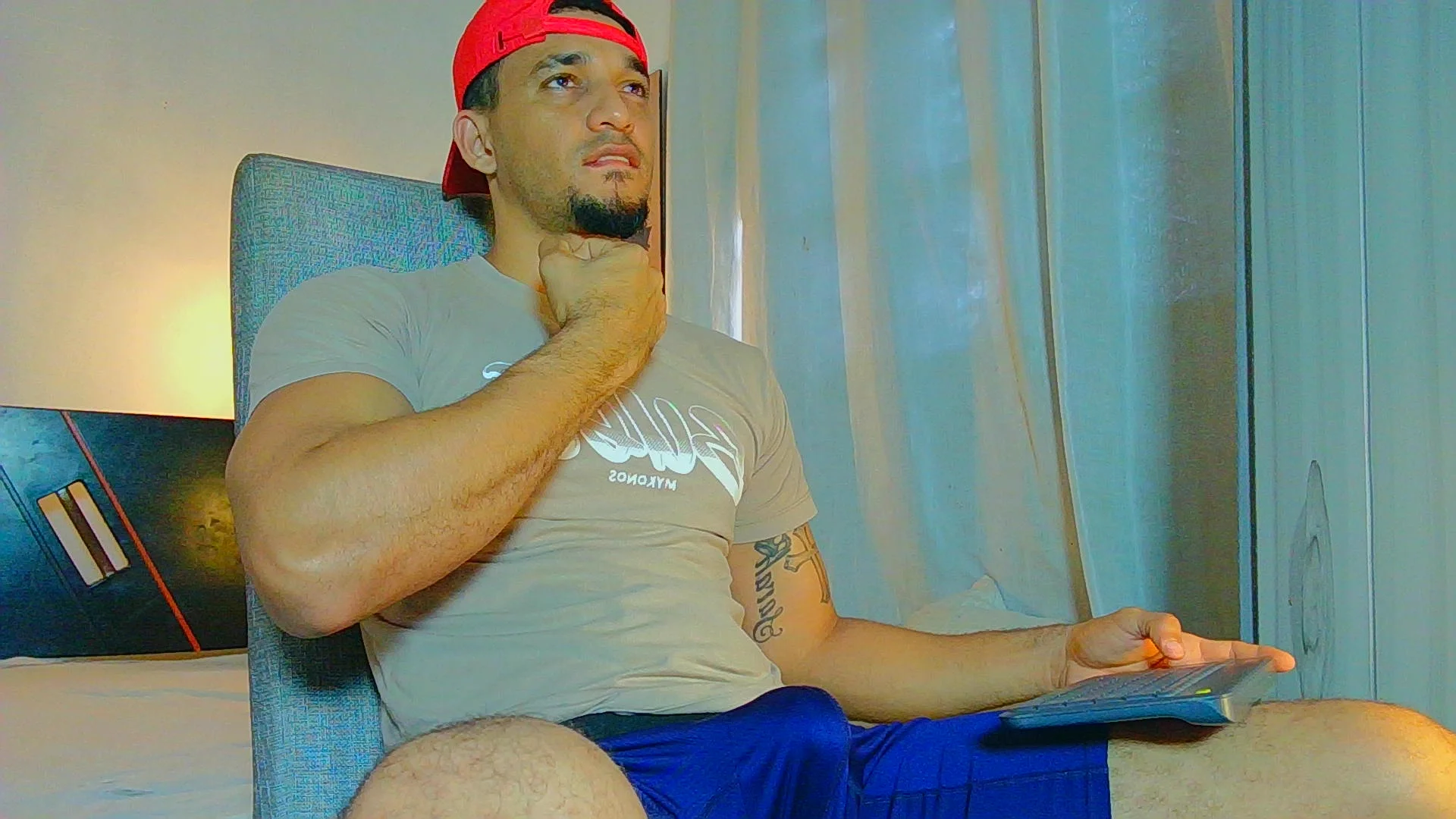 XXX Porn Photo of Nude Jeff_Kent2 6