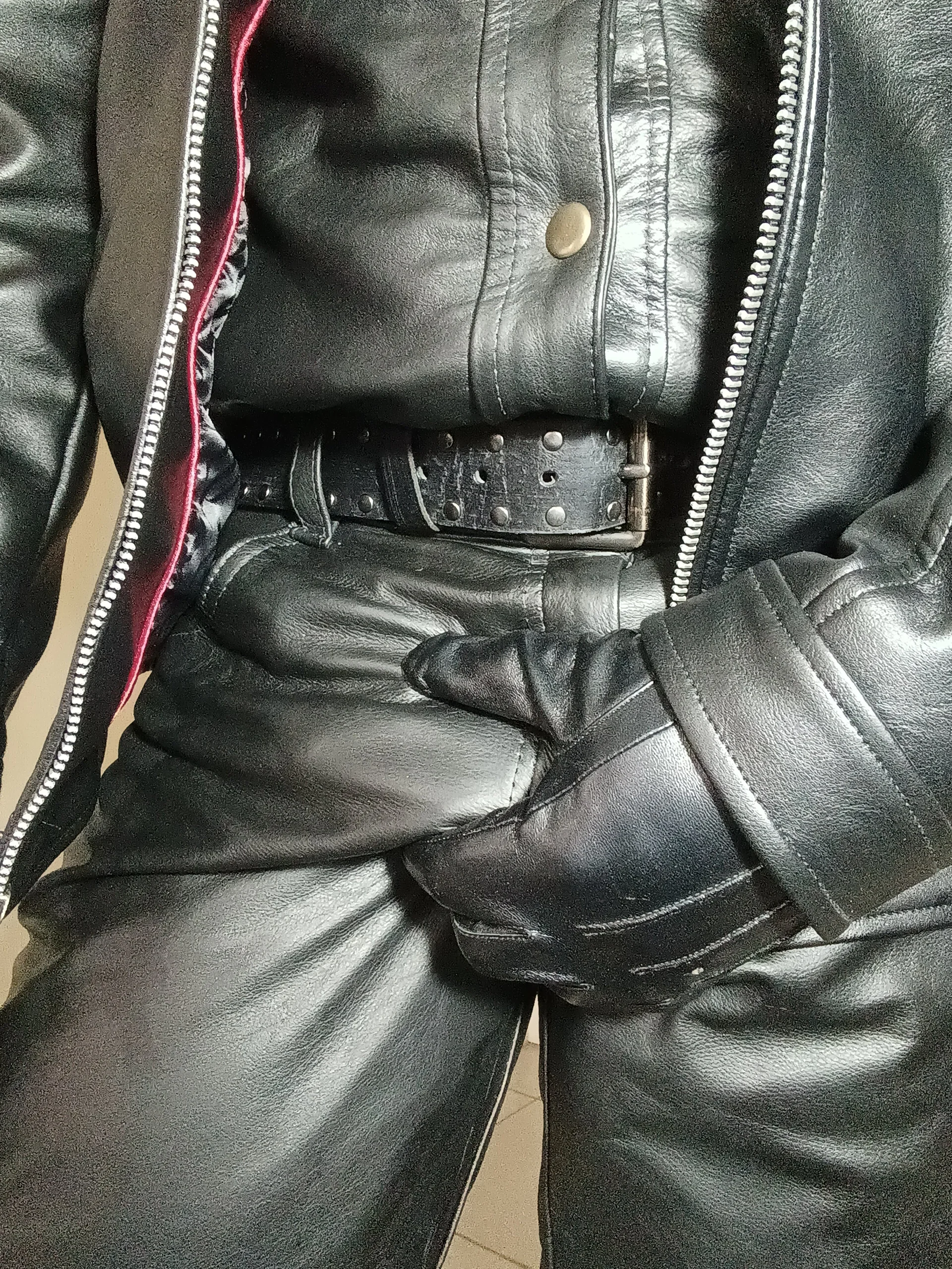 XXX Porn Photo of Nude Andrex_Leather 4