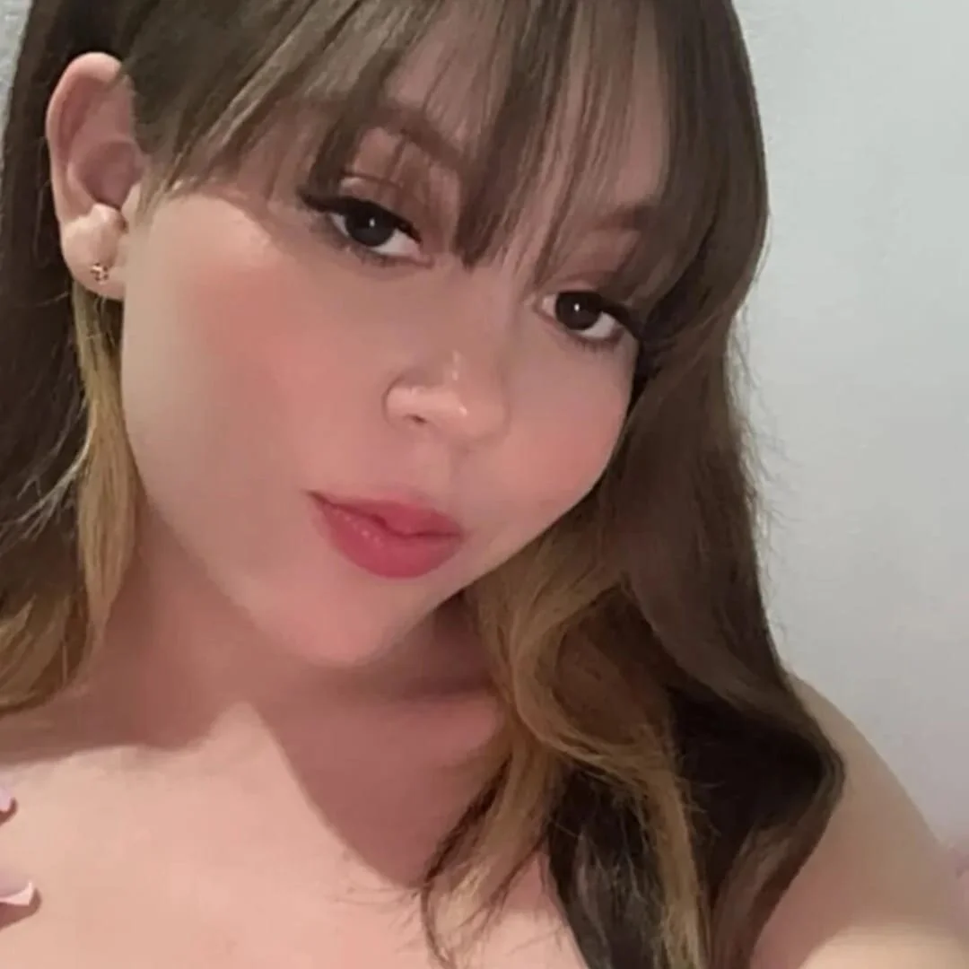 XXX Porn Photo of Nude AlaiaDoll 4
