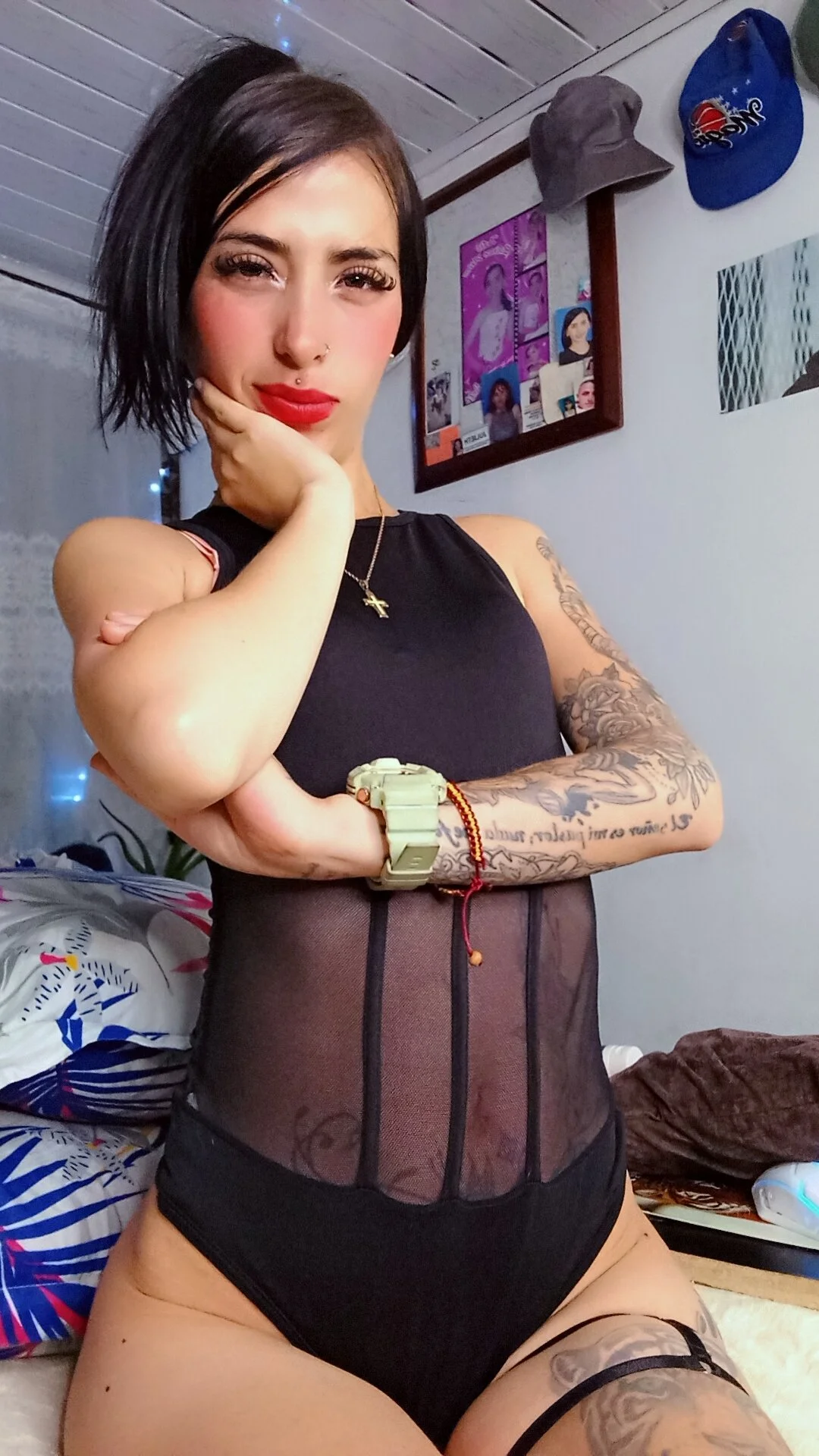 XXX Porn Photo of Nude mia_morou 13