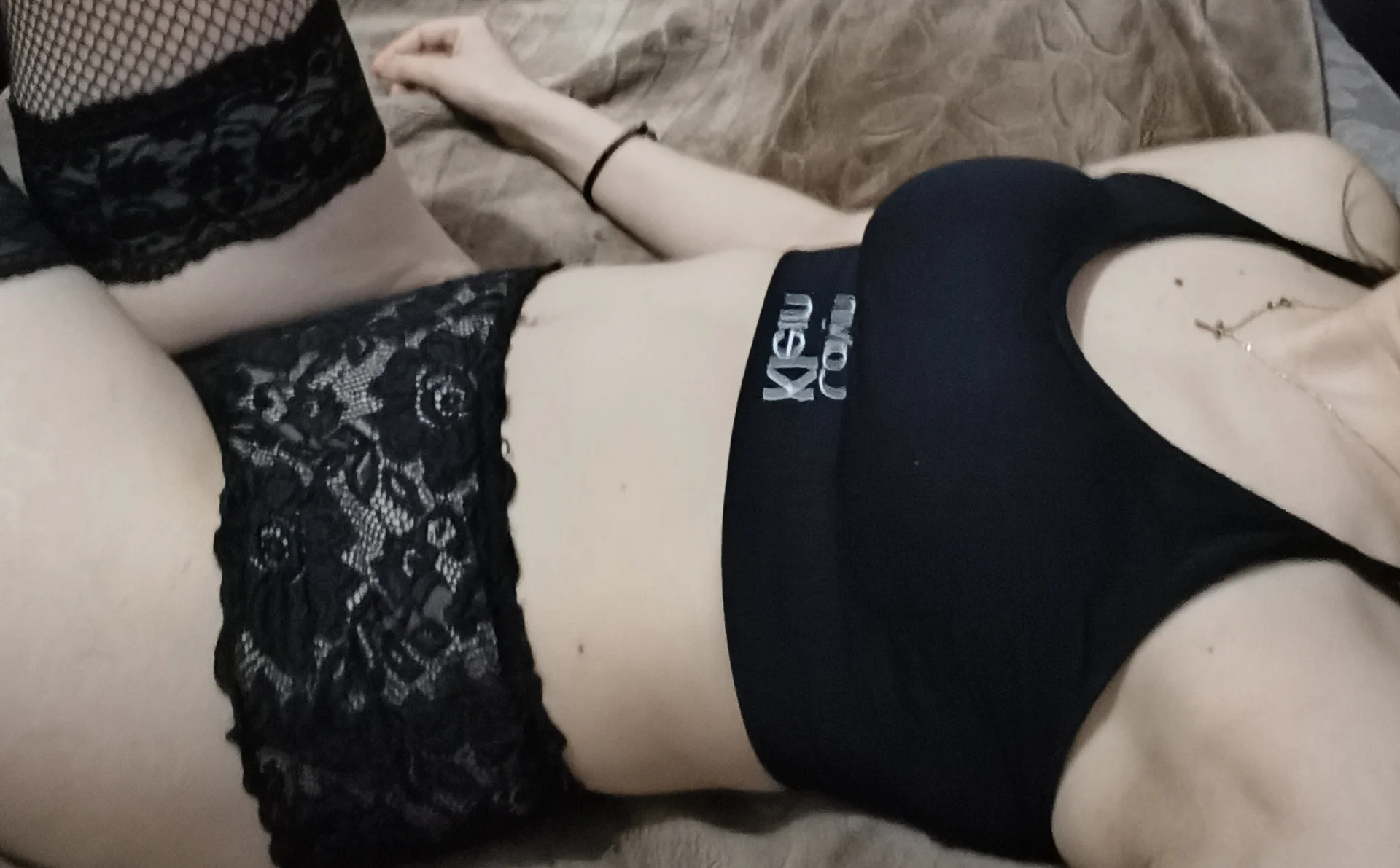 XXX Porn Photo of Nude Emy_sam_cute_feet 1