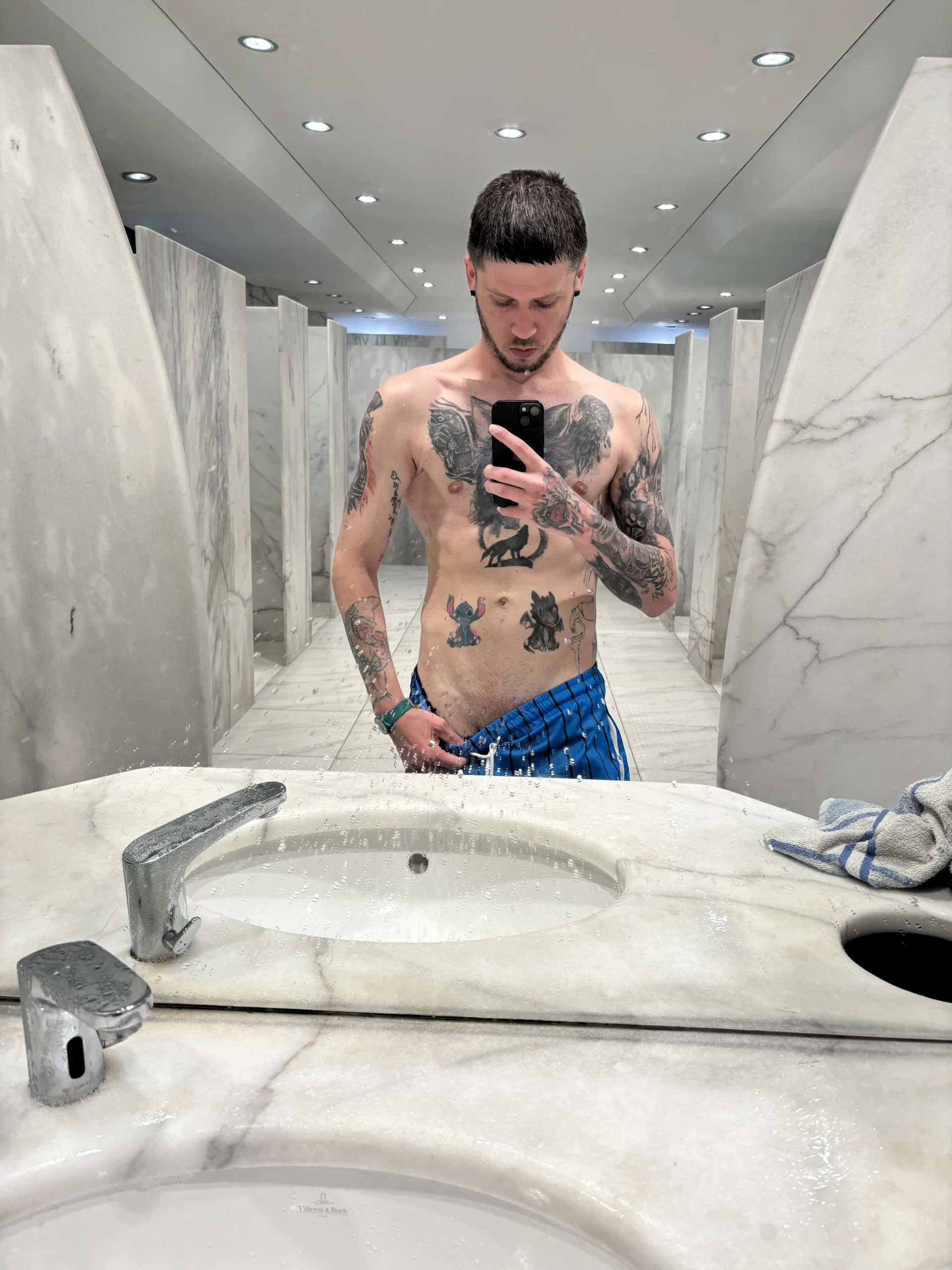 XXX Porn Photo of Nude JonahShaw 11