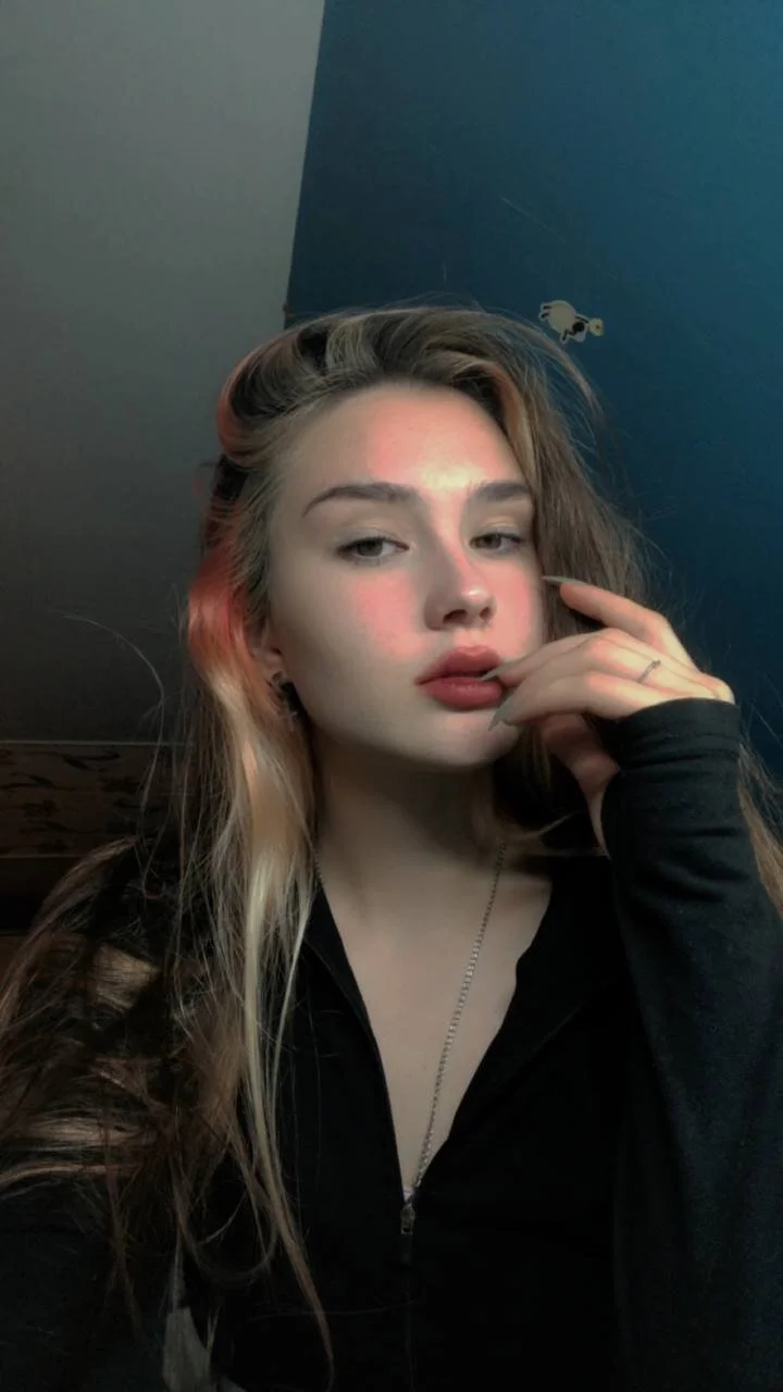 XXX Porn Photo of Nude CarmelaLiebherr 26