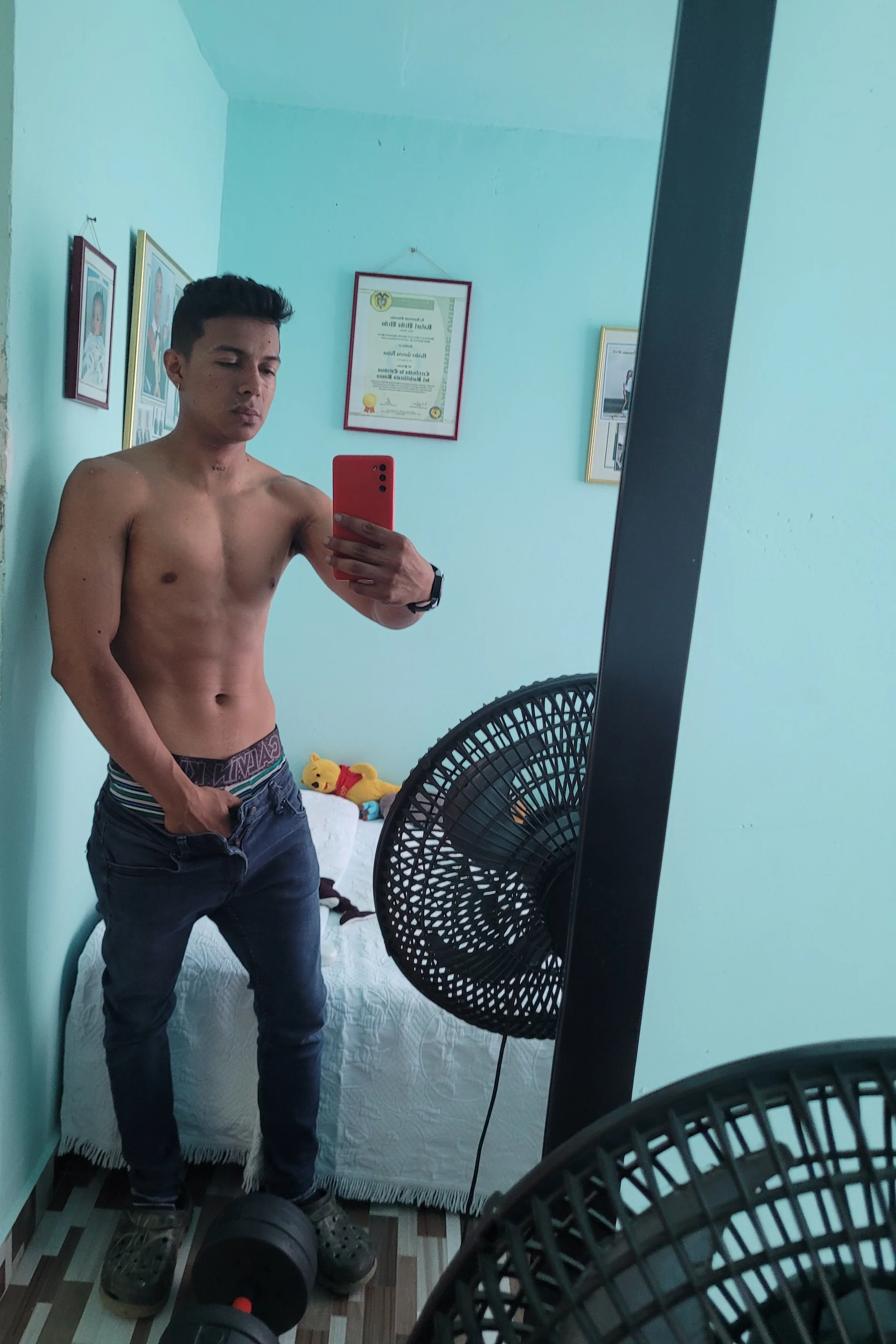 XXX Porn Photo of Nude morenito420 3