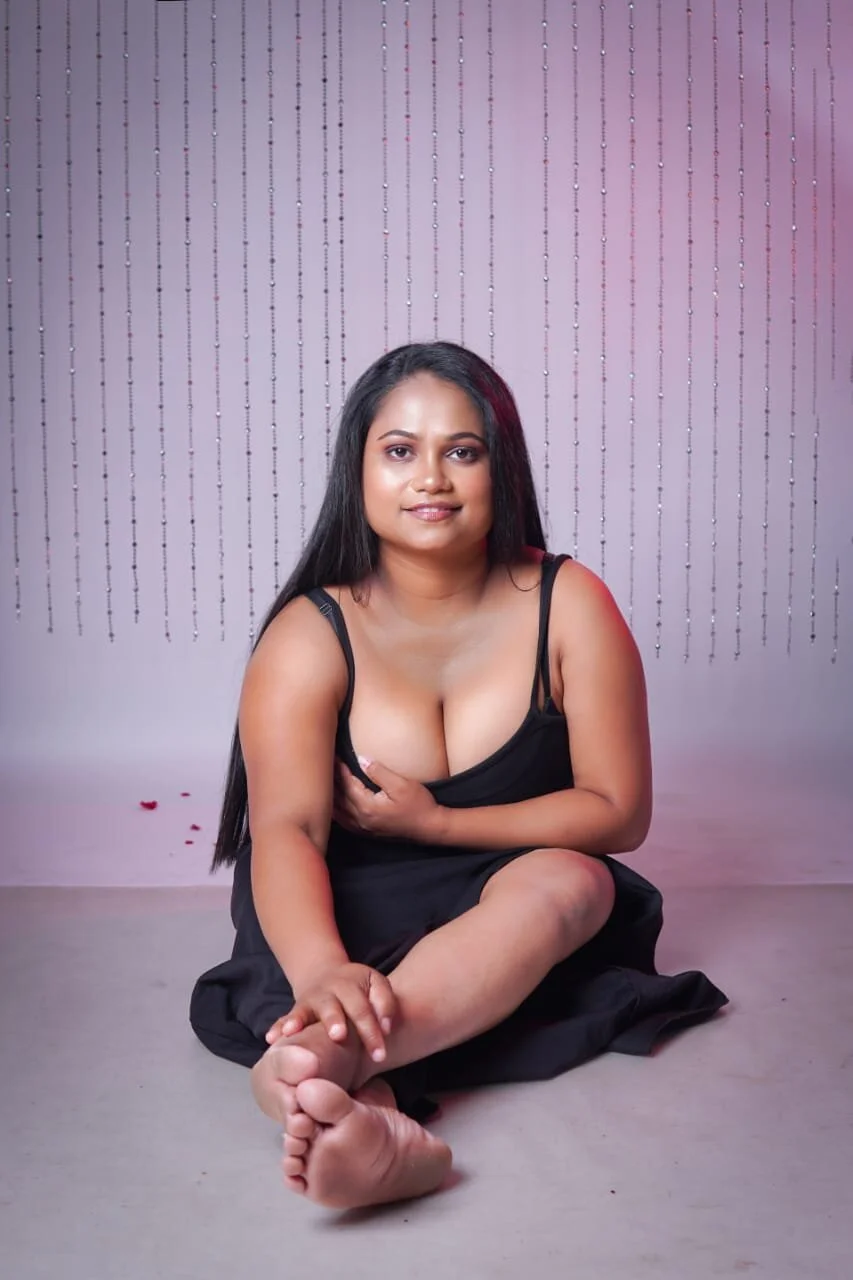 XXX Porn Photo of Nude hornysania123 8