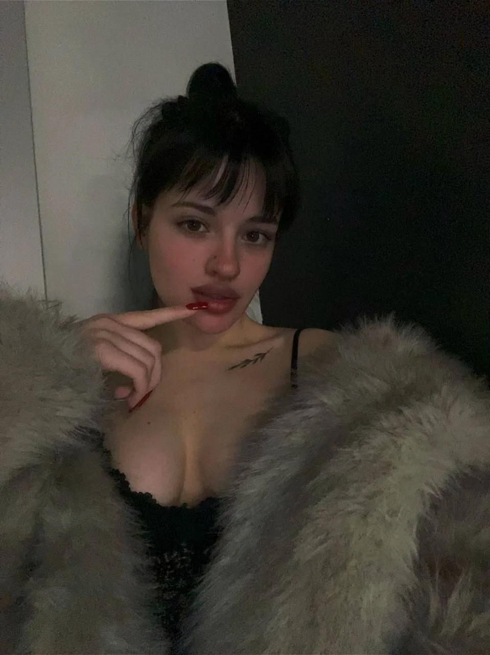 XXX Porn Photo of Nude Ganya_HEX 2