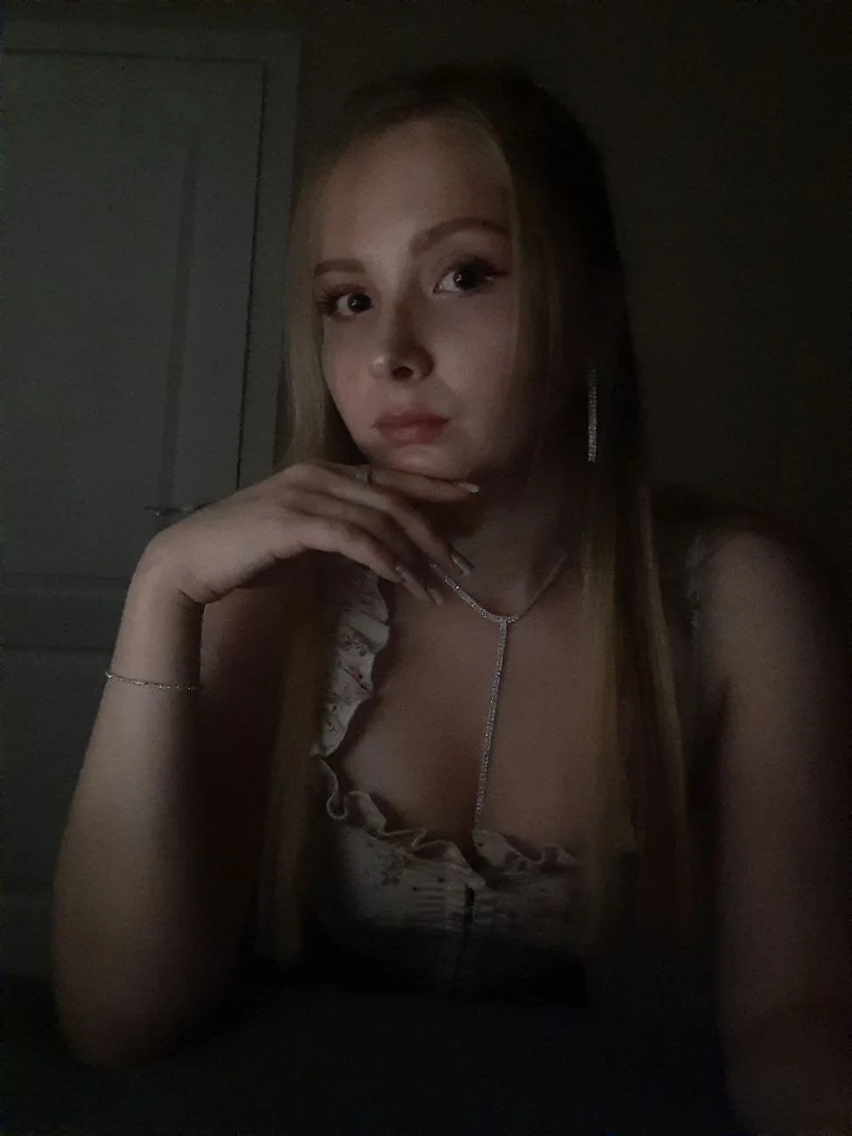 XXX Porn Photo of Nude Betty__Moore 3