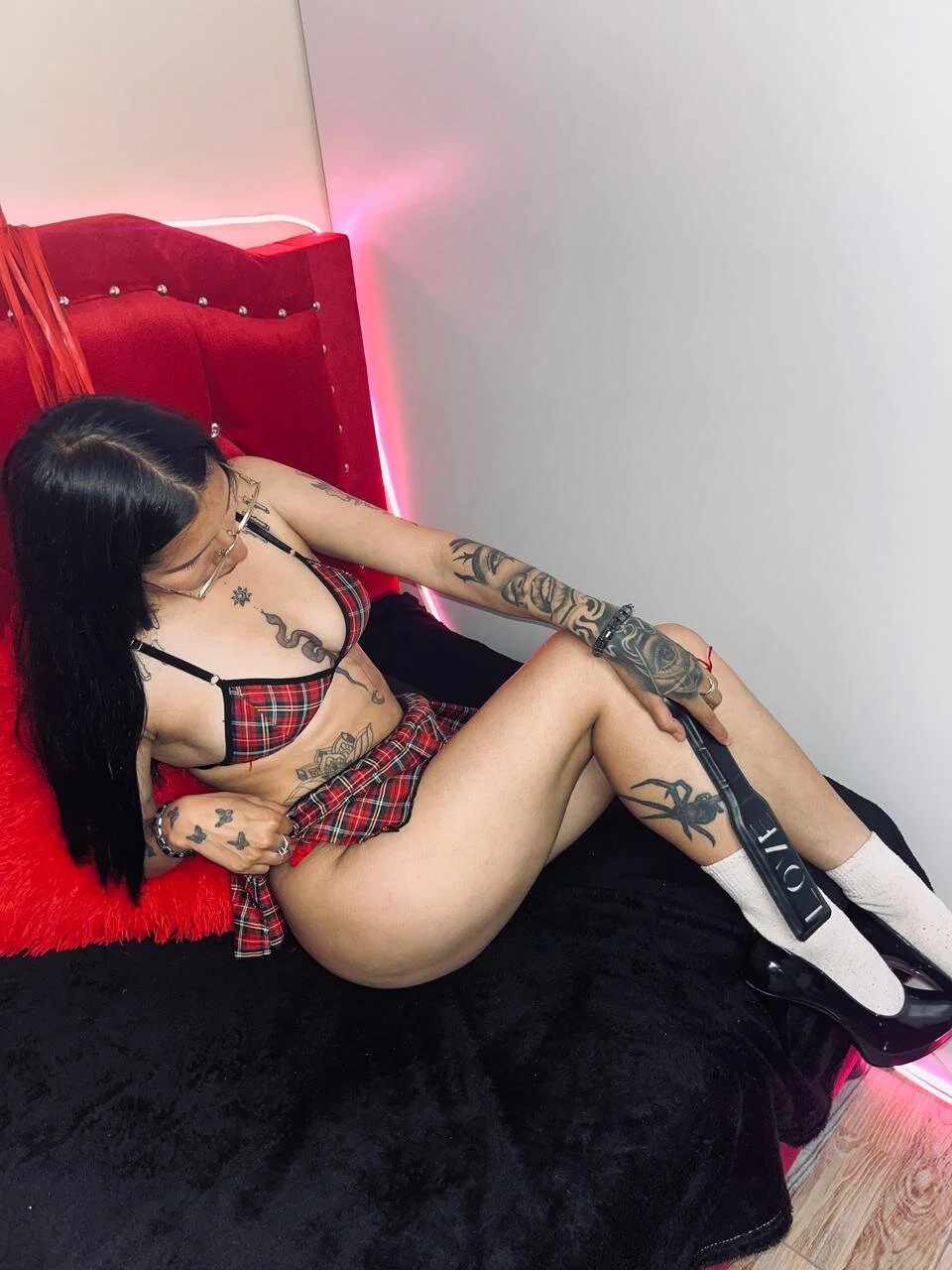 XXX Porn Photo of Nude Monserratbdsm1 6