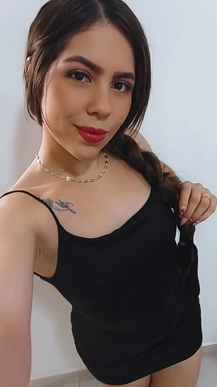 XXX Porn Photo of Nude Charlottediolet 28