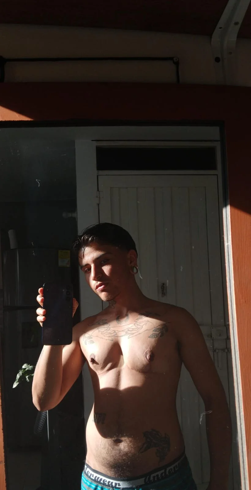XXX Porn Photo of Nude ftmphilip_ 25