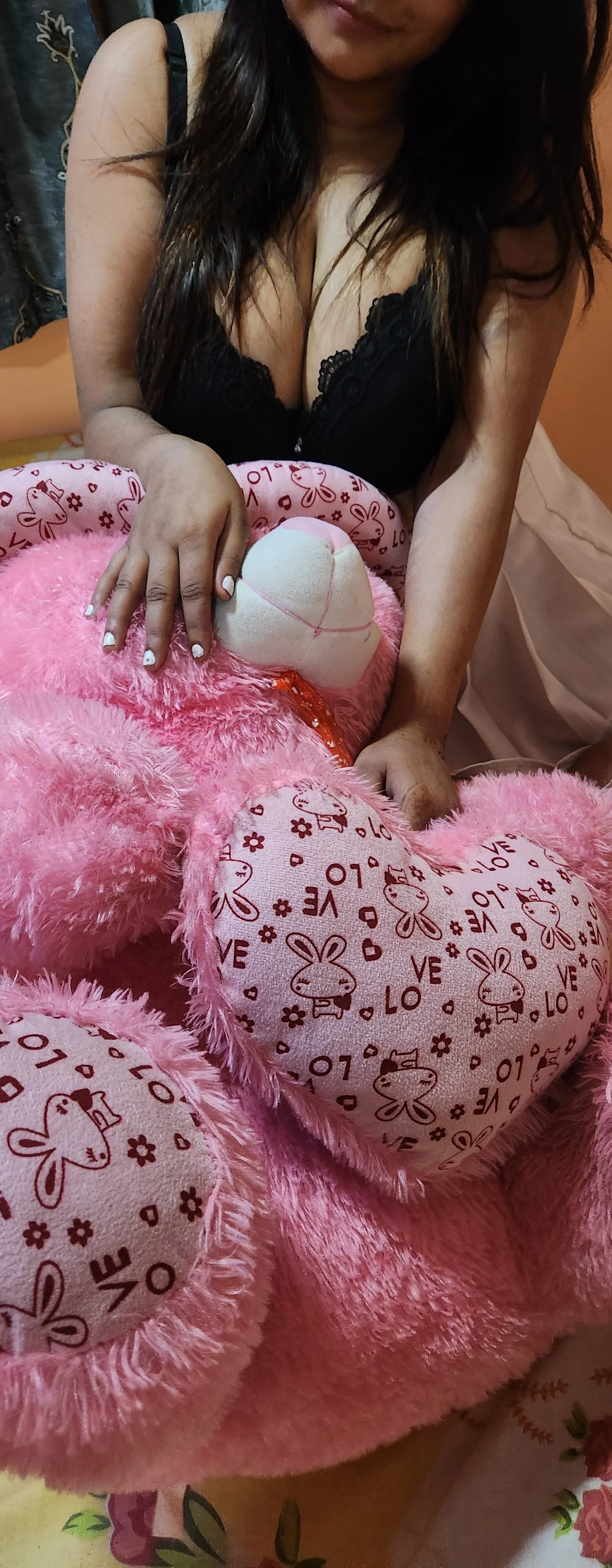 XXX Porn Photo of Nude Bold-Cat 1