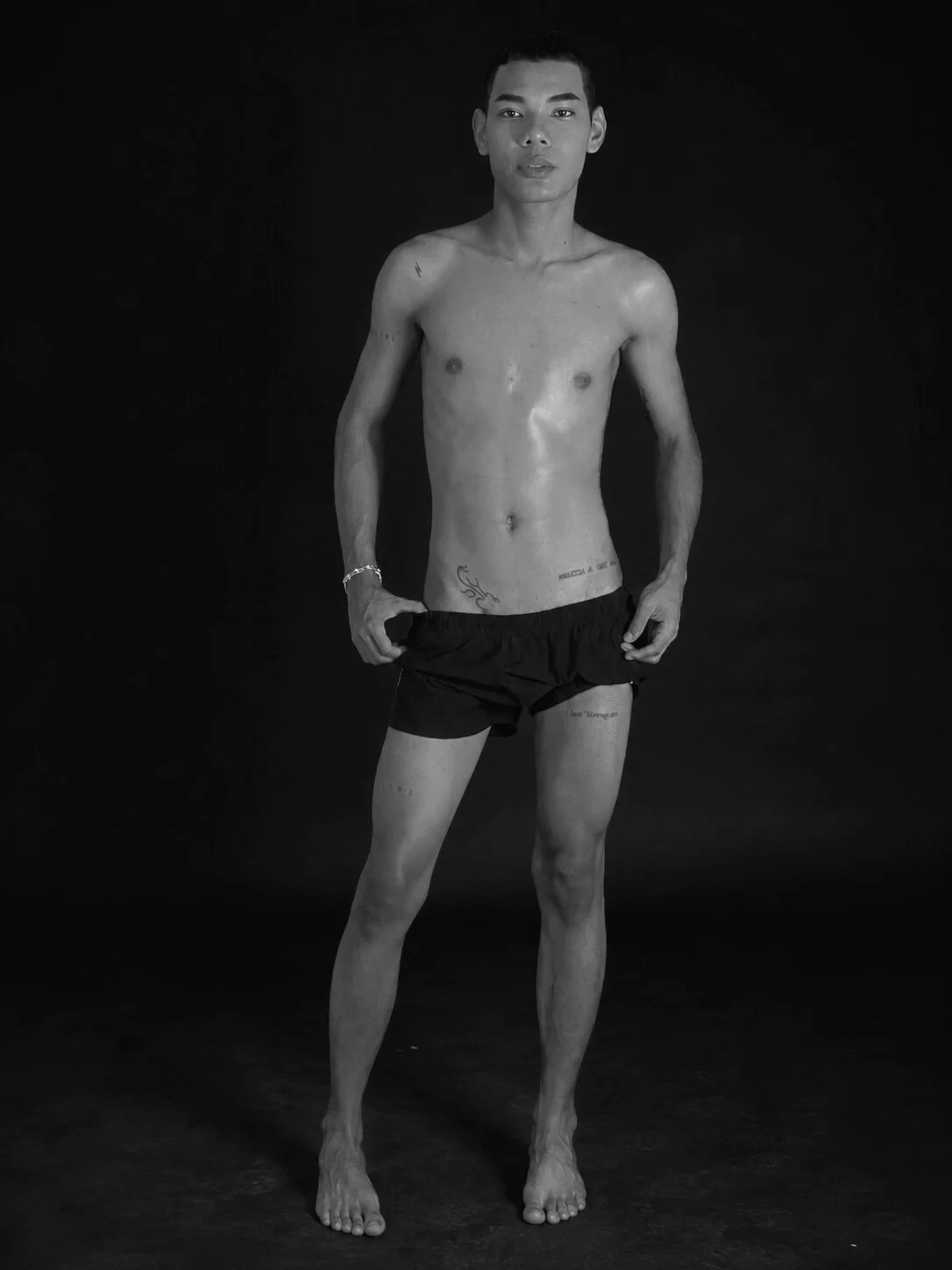 XXX Porn Photo of Nude Milo_K 19