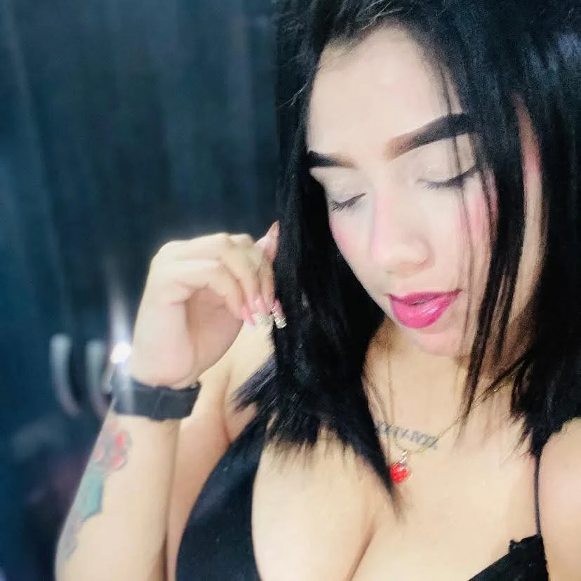 XXX Porn Photo of Nude Mia_melanox 2