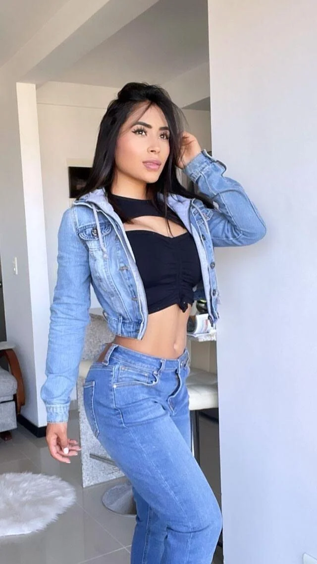 XXX Porn Photo of Nude Charlot_Vega_ 7