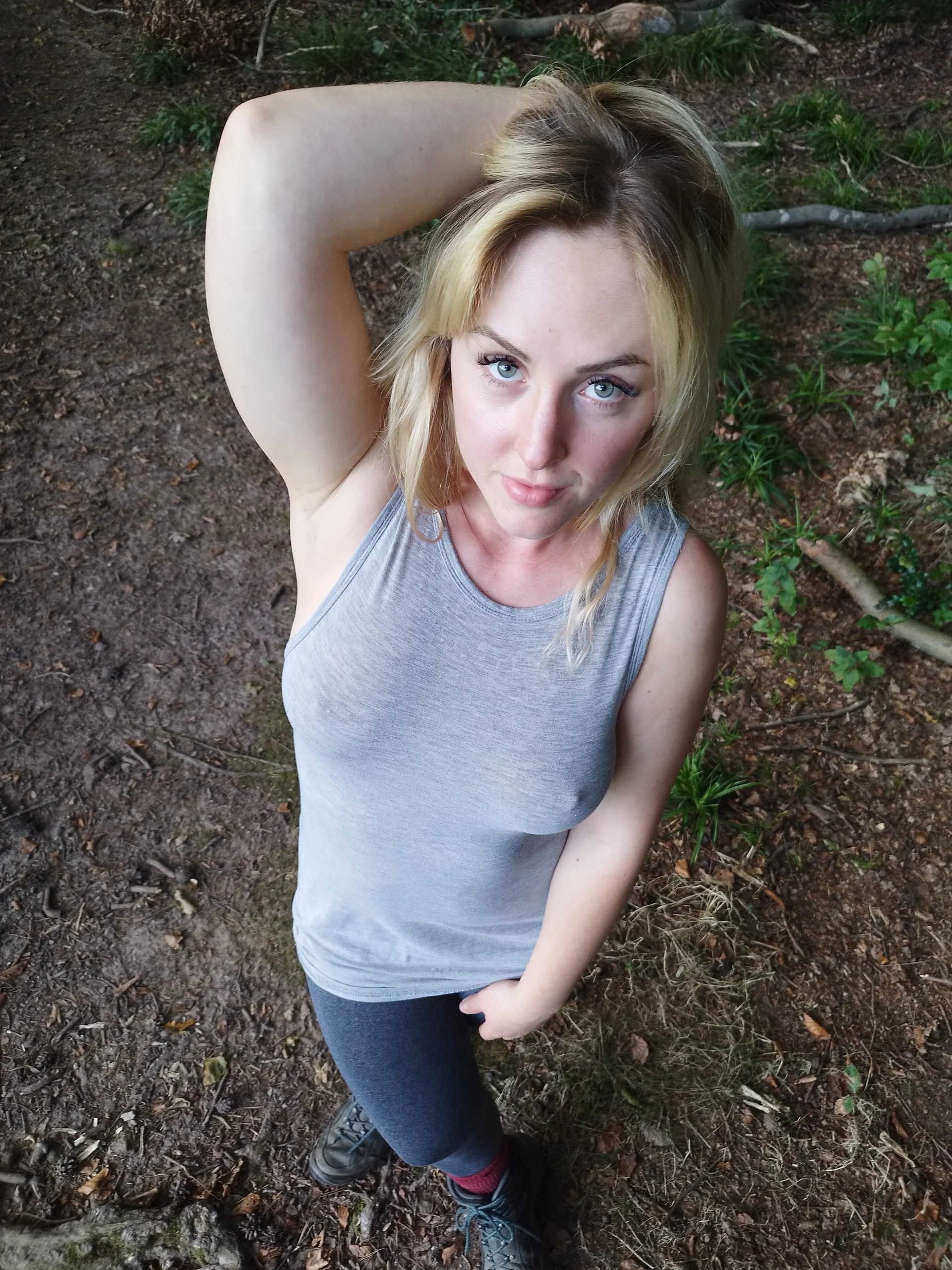 XXX Porn Photo of Nude SherryOutdoor1 6