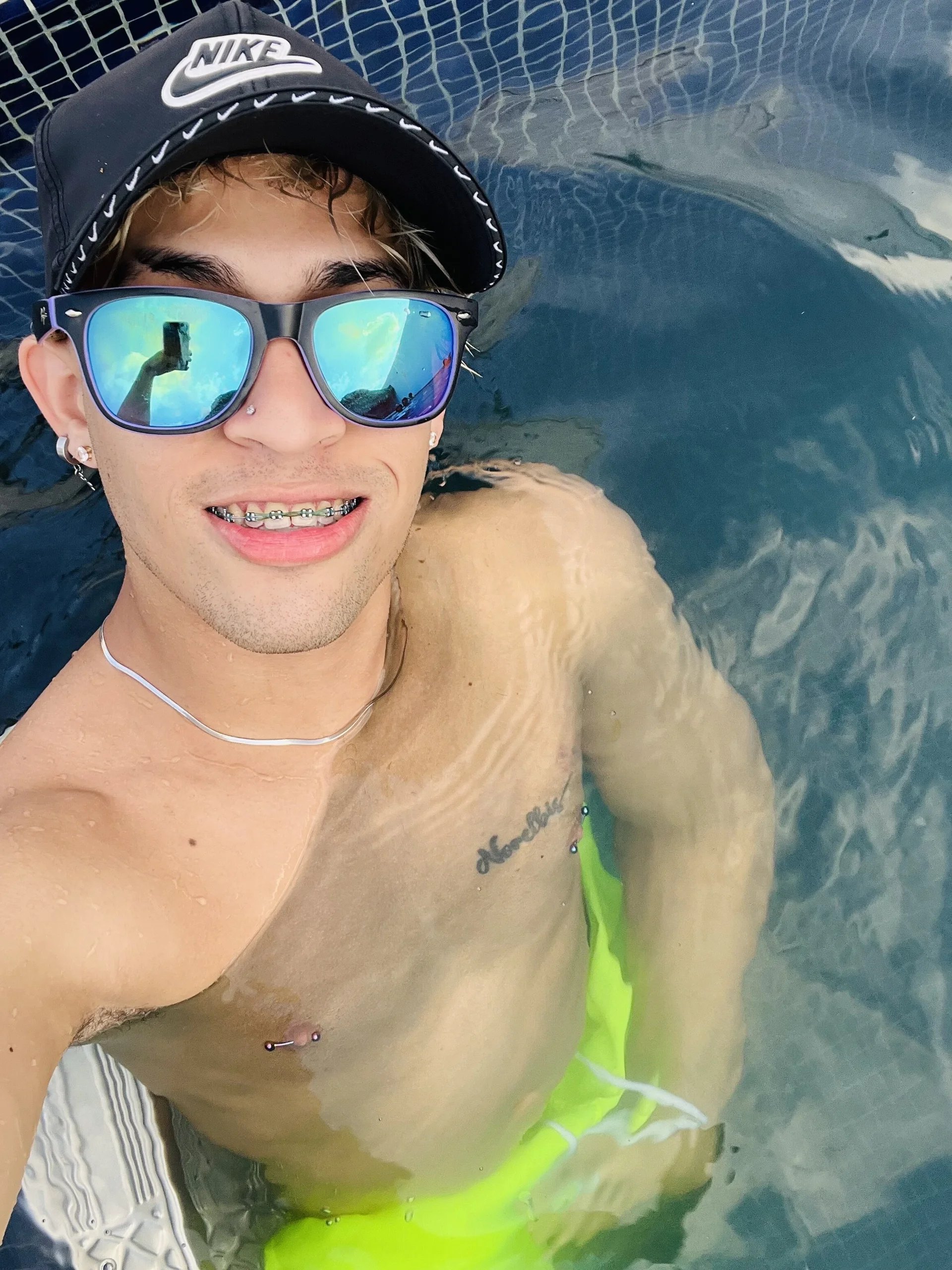 XXX Porn Photo of Nude Wild_Squad 3