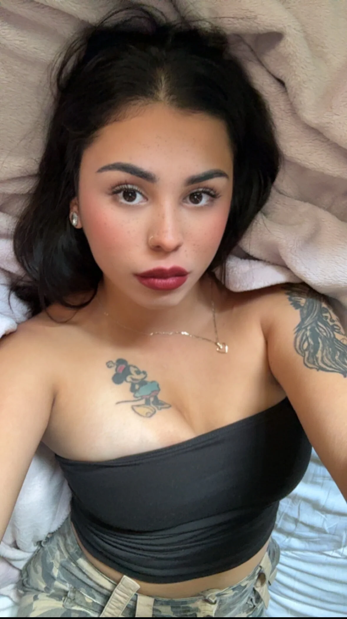 XXX Porn Photo of Nude daniella_monroe 7