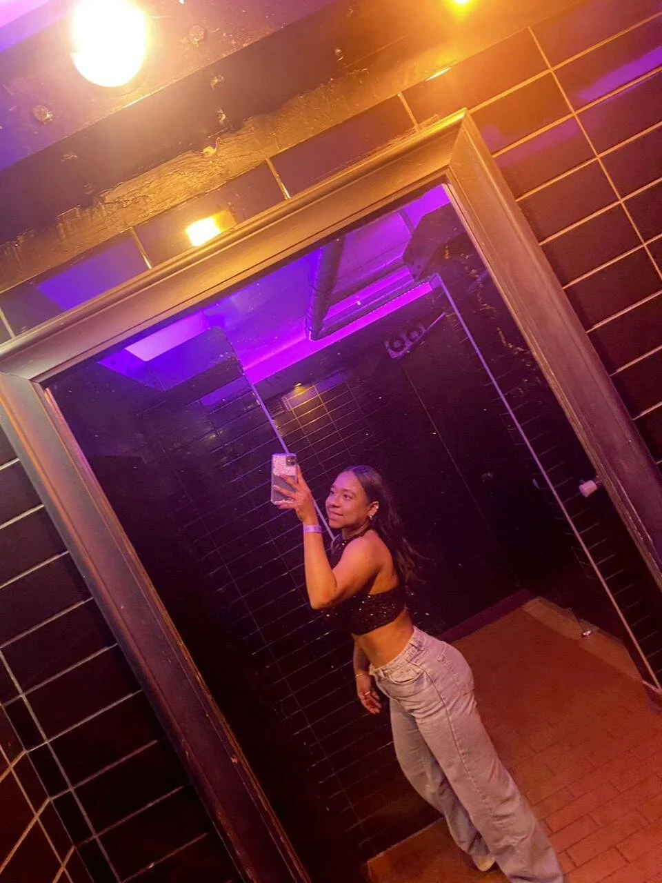 XXX Porn Photo of Nude amara_queen_ 3