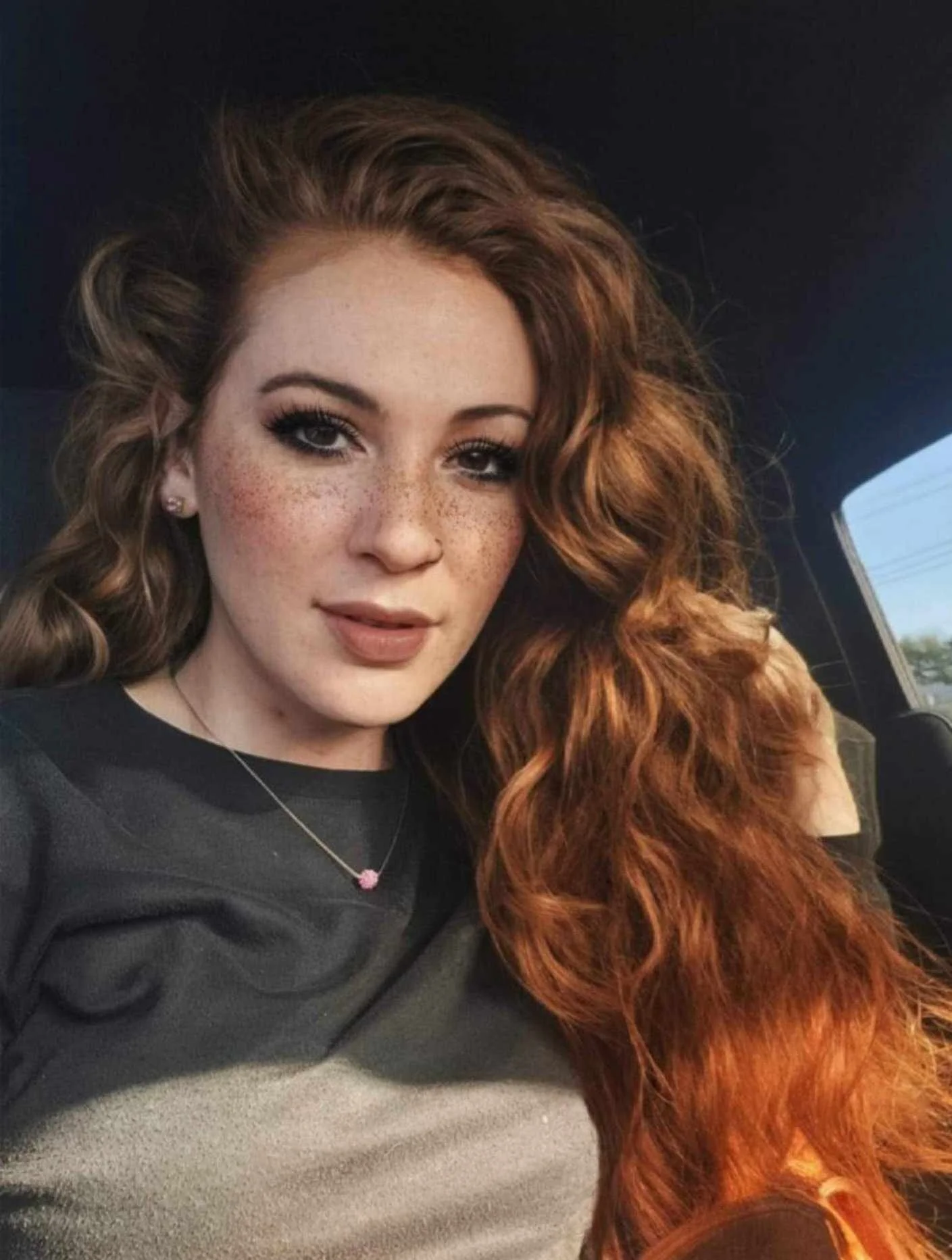 XXX Porn Photo of Nude LillyysAllYours 5