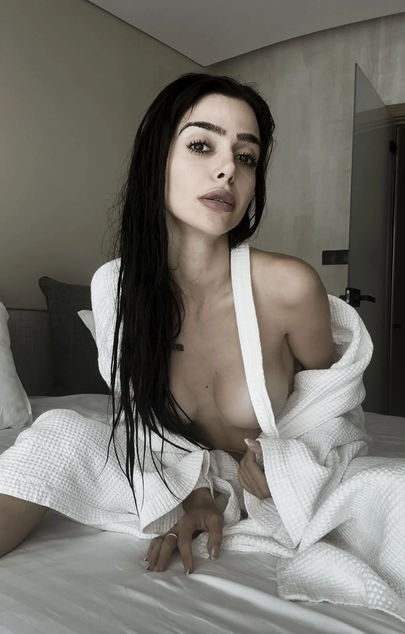 XXX Porn Photo of Nude gloriyapg 1