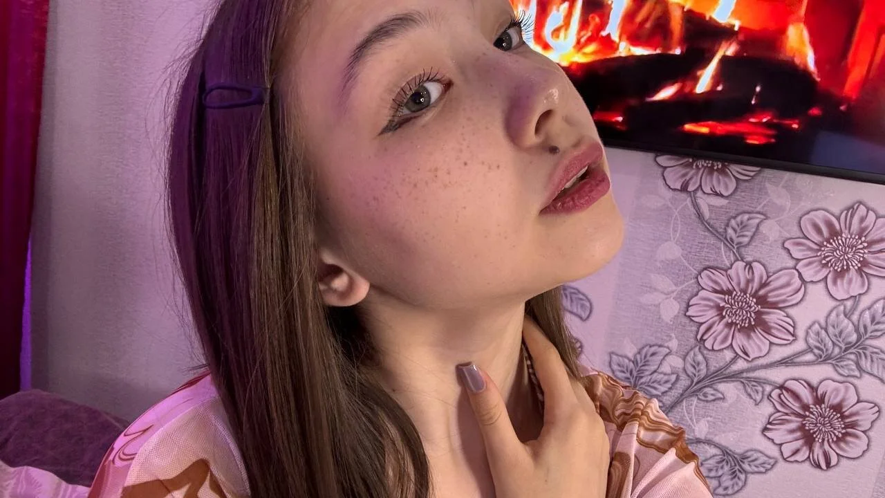XXX Porn Photo of Nude luna_young 65
