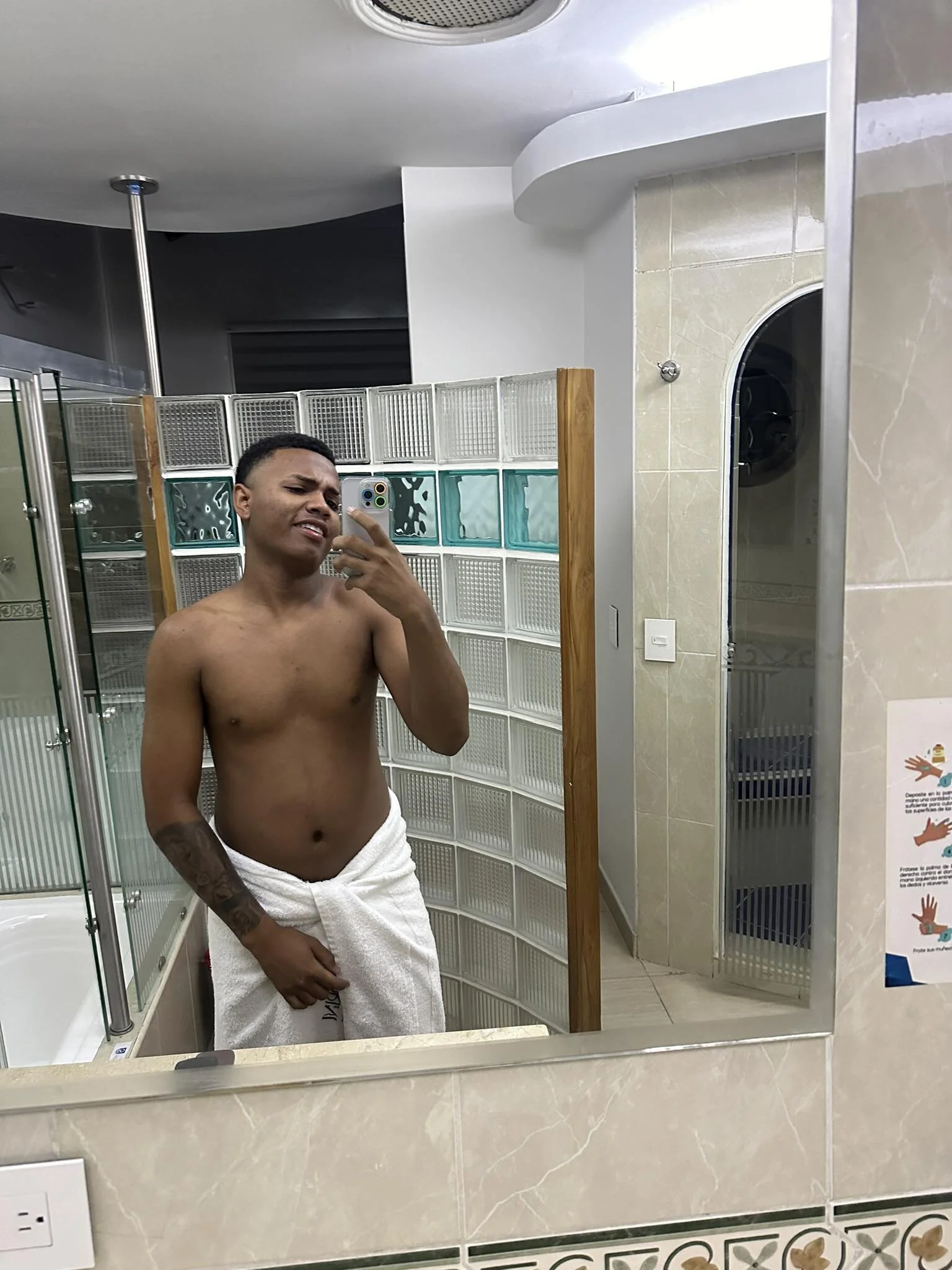XXX Porn Photo of Nude Negro_Mau30 1