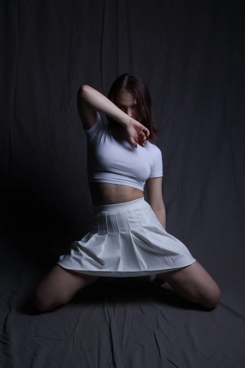 XXX Porn Photo of Nude MoonF0xy 4