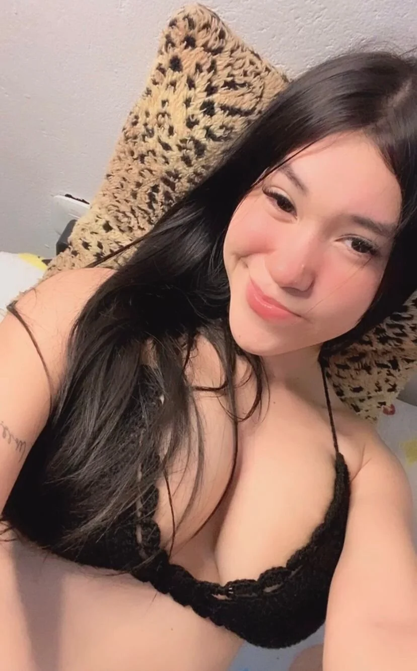 XXX Porn Photo of Nude Emiss_Jones 6