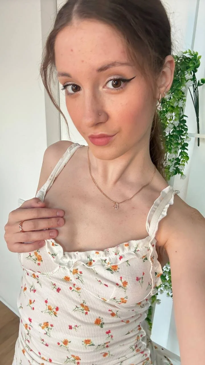 XXX Porn Photo of Nude TeaseDealer 3