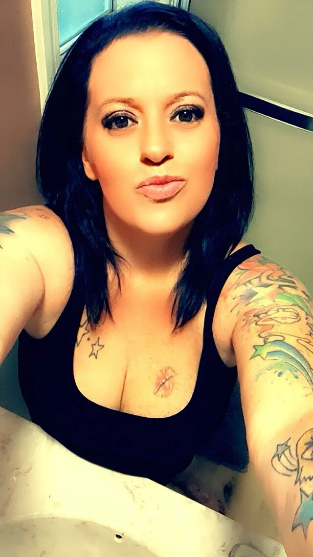 XXX Porn Photo of Nude LustyNikkiSixxx 17