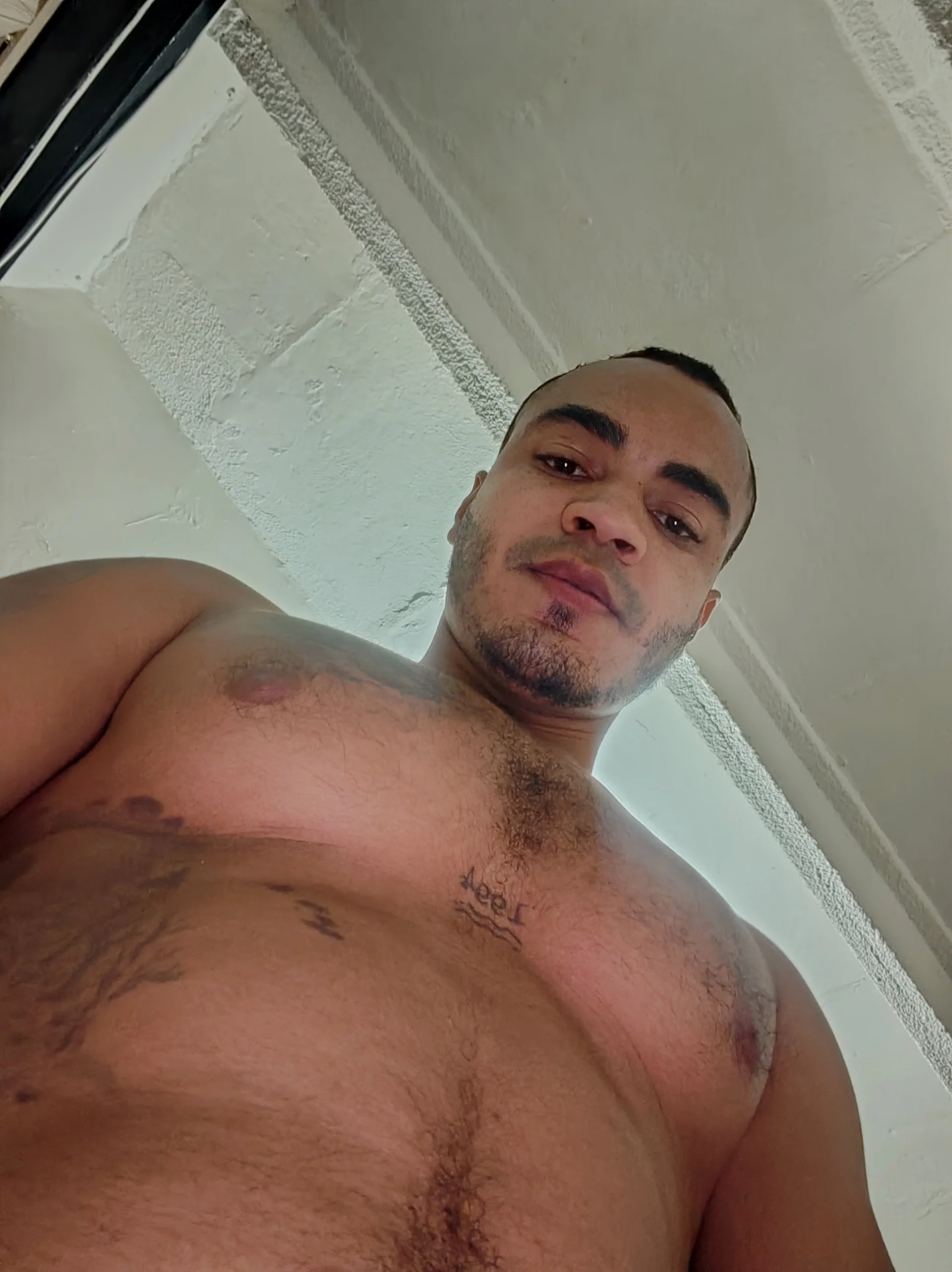 XXX Porn Photo of Nude VelvetLatino 2