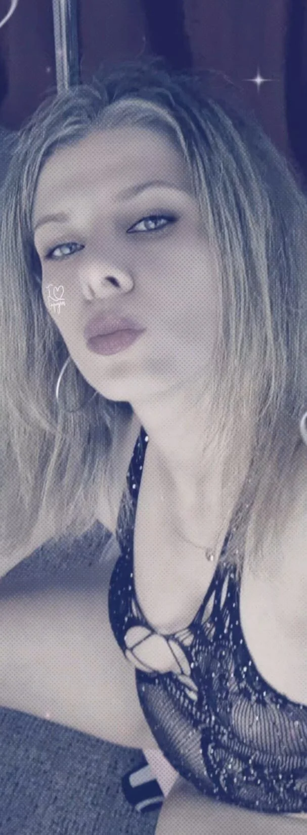 XXX Porn Photo of Nude Anne_Blueeyes 37