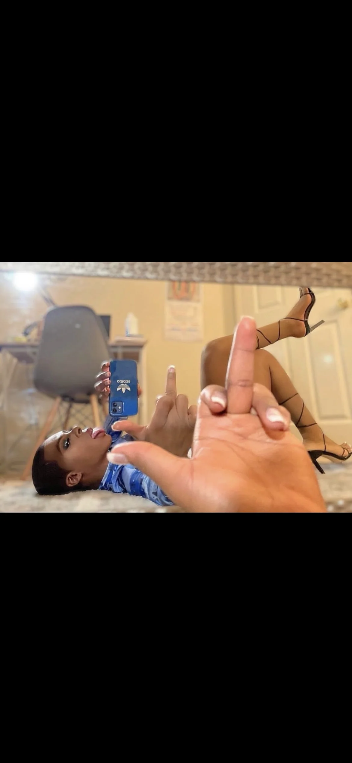 XXX Porn Photo of Nude Maniac4BKLUESTRIPS 2