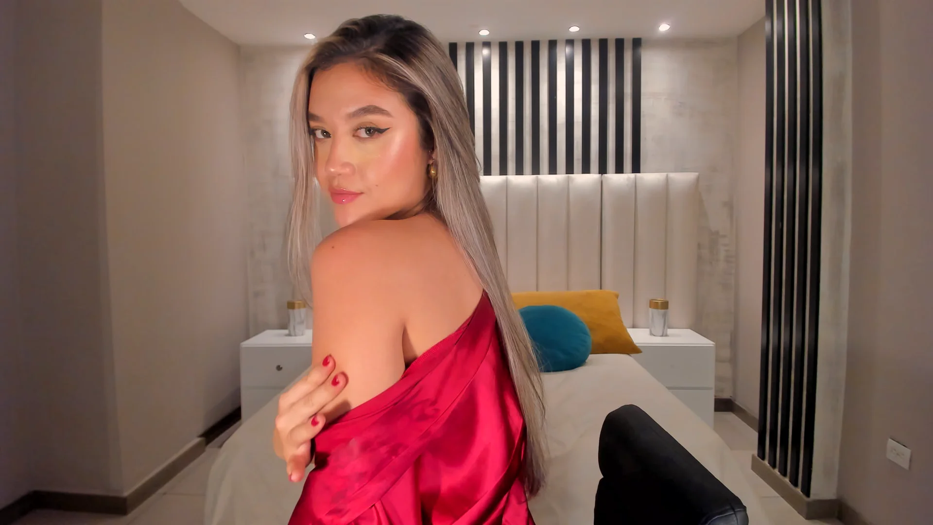 XXX Porn Photo of Nude RebeccaHudson 17