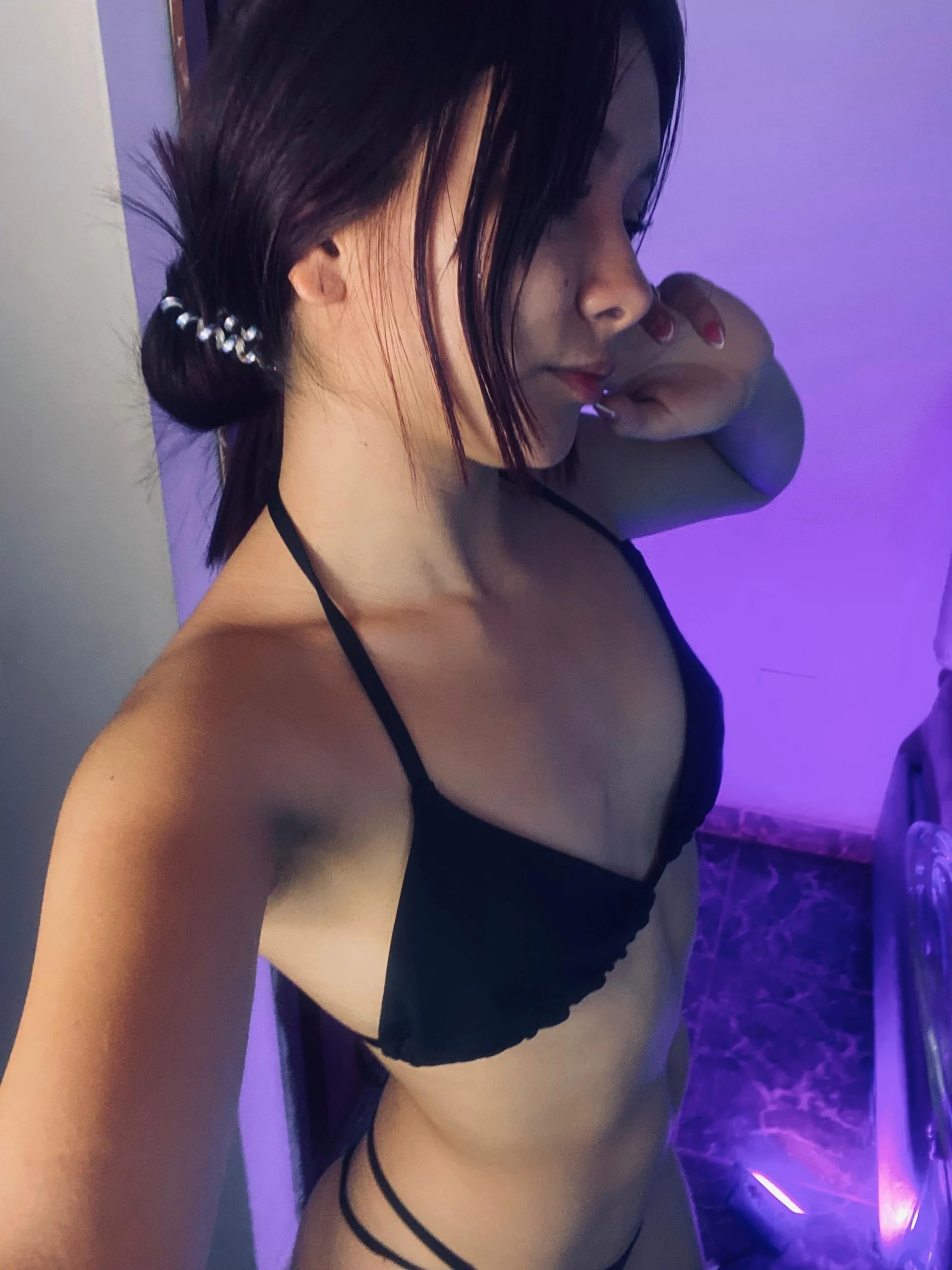 XXX Porn Photo of Nude Hanni_Dulce 1