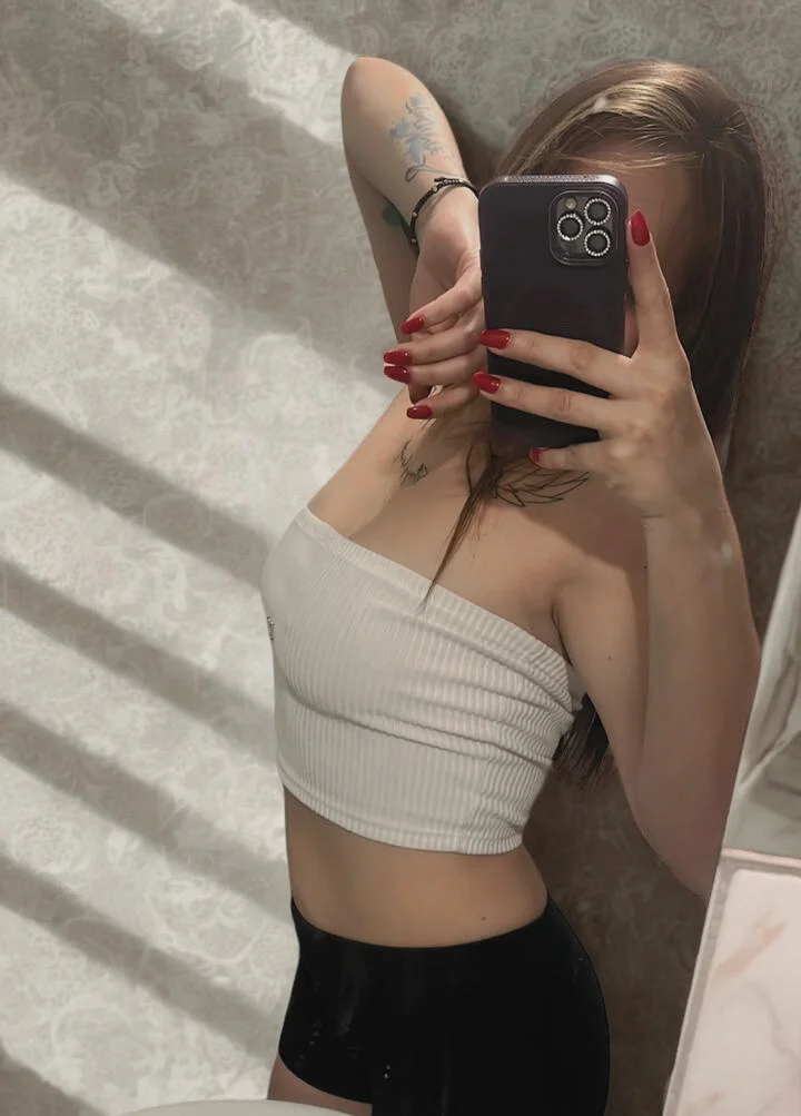XXX Porn Photo of Nude AuraMist_Gold 5
