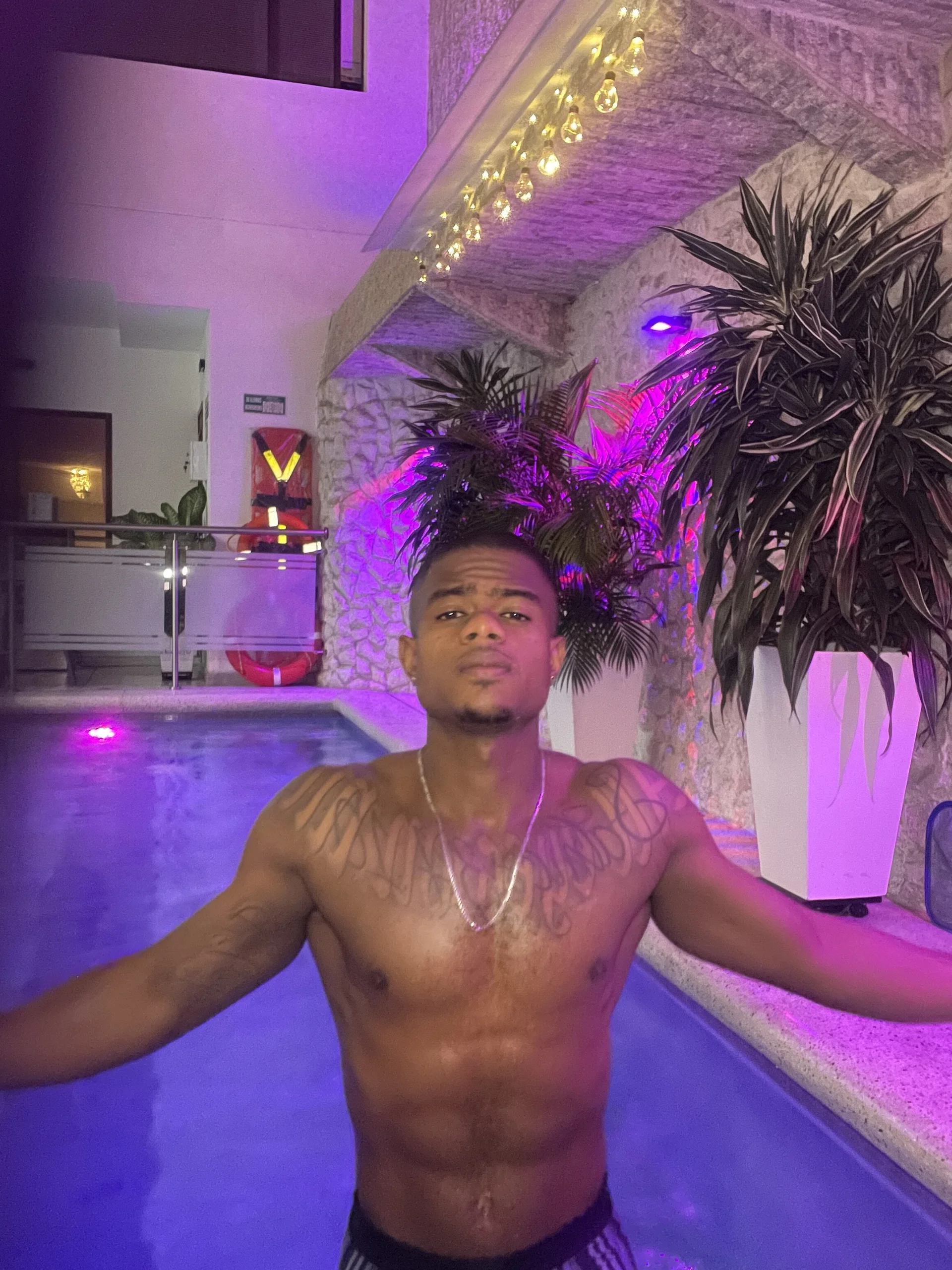 XXX Porn Photo of Nude thegoat767 4