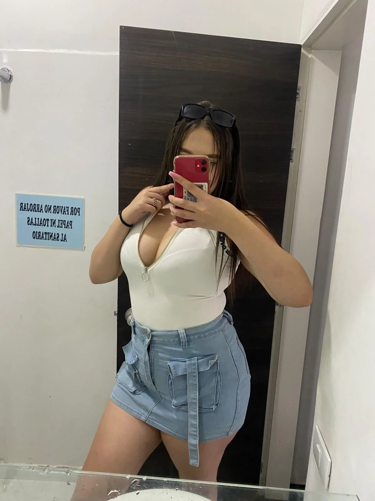 XXX Porn Photo of Nude scar_hamilton 3