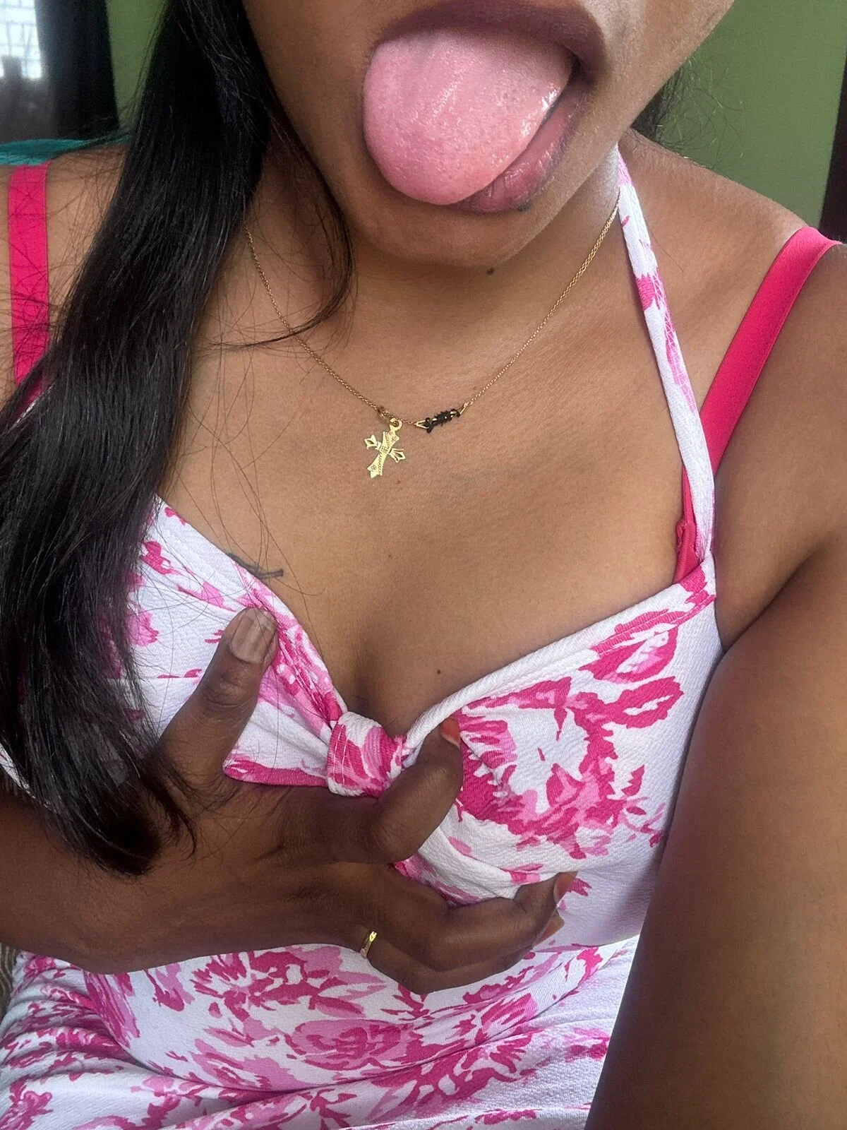 Tamil__Thara003