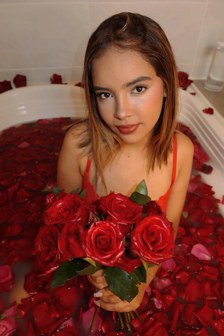 XXX Porn Photo of Nude alana_martiins 9