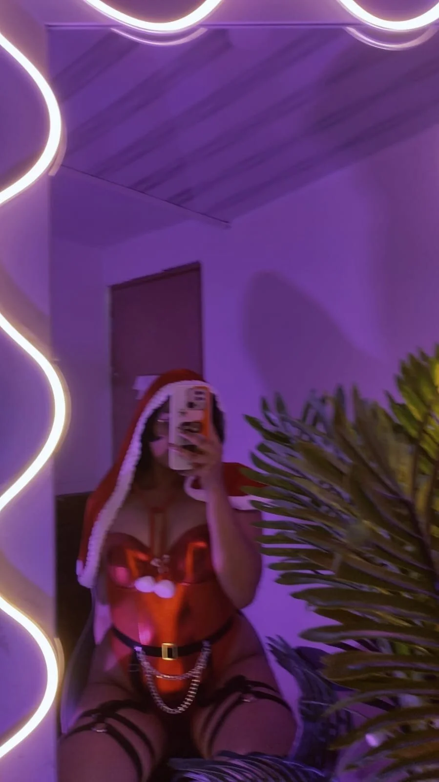 XXX Porn Photo of Nude PEACHY_TAY 47
