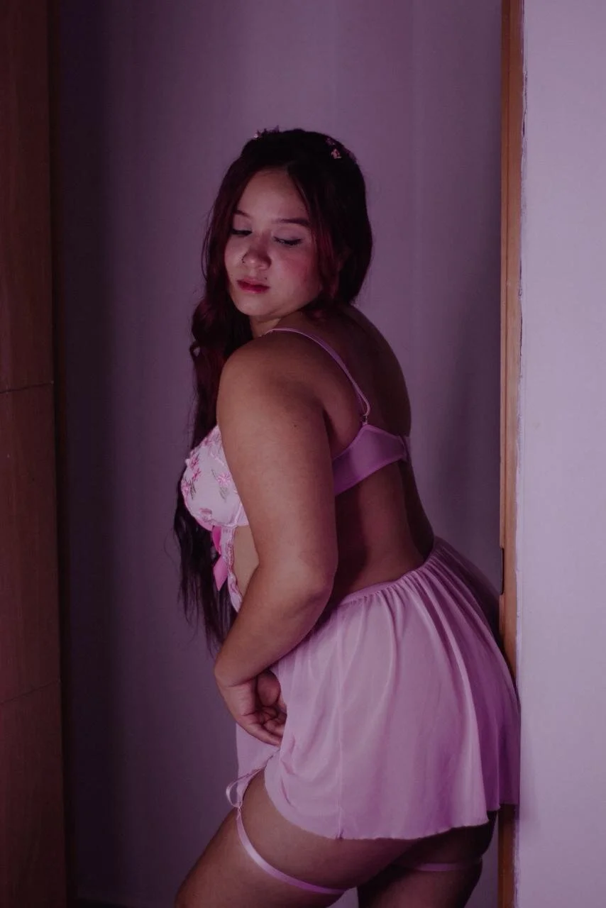 XXX Porn Photo of Nude Roux9 6