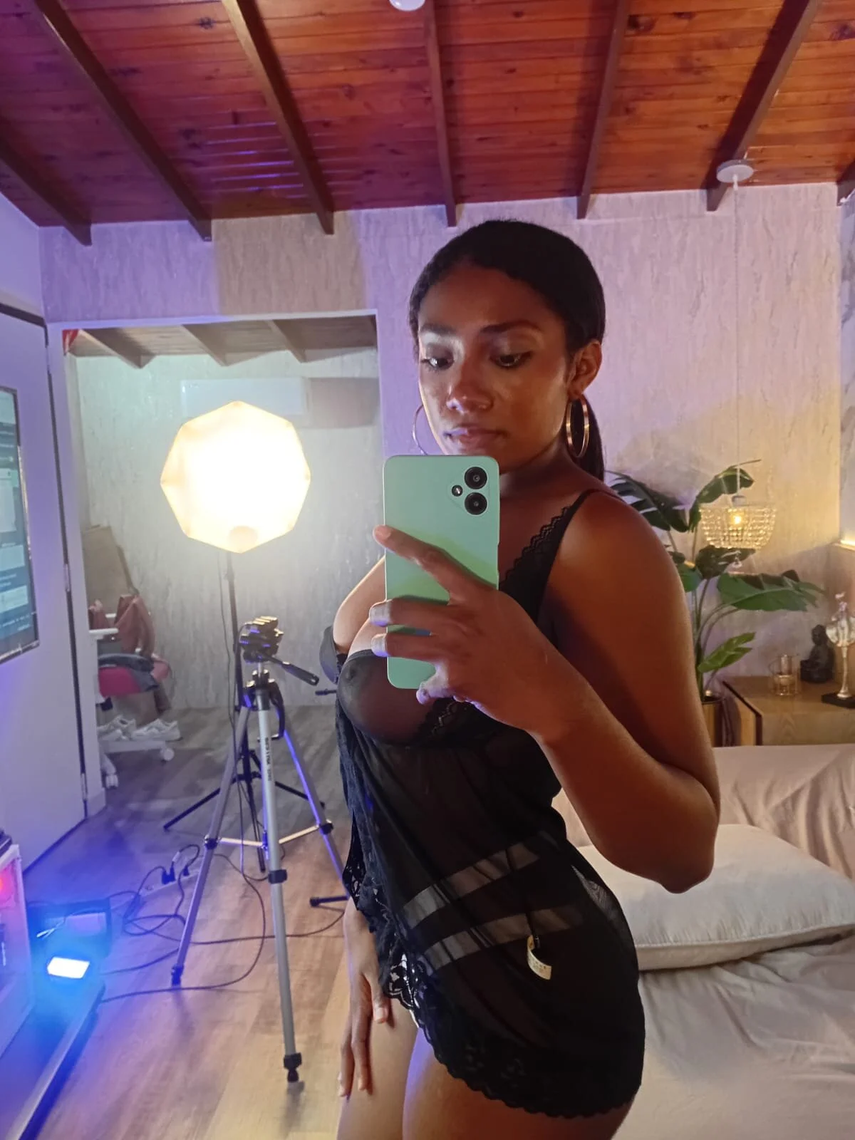 XXX Porn Photo of Nude Amaraa_Bliis 2