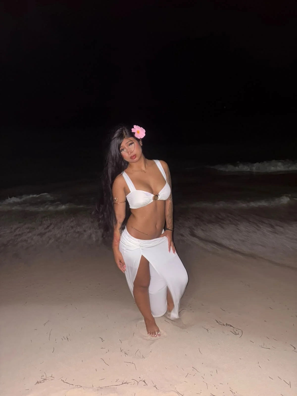 XXX Porn Photo of Nude KimTaylorW 25