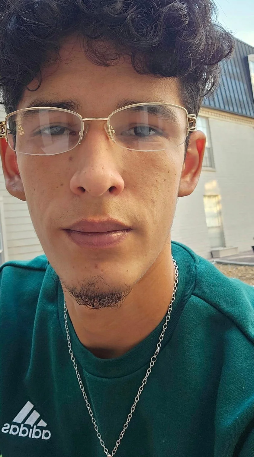 XXX Porn Photo of Nude liammendoza98 14