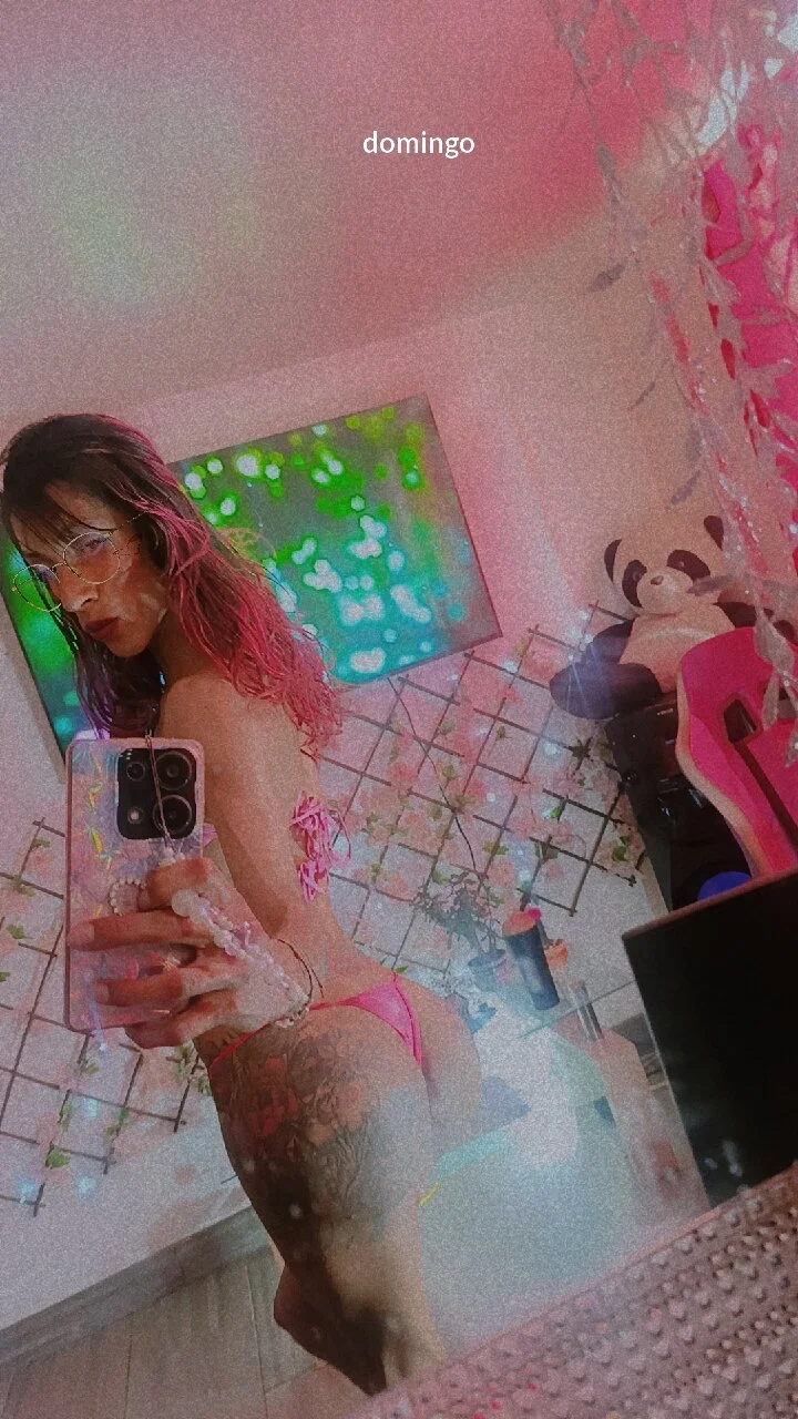 XXX Porn Photo of Nude roxy_roxxan 93
