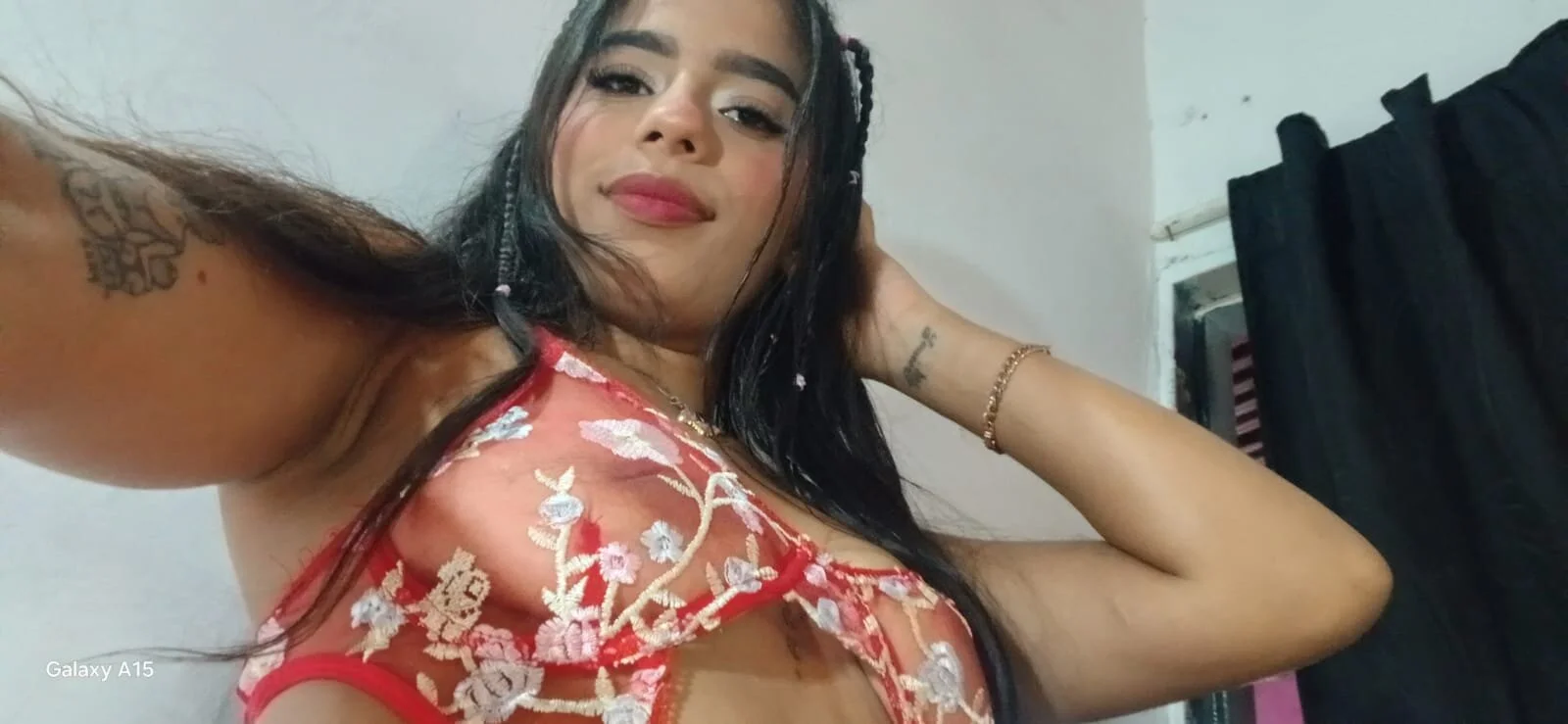 XXX Porn Photo of Nude WarmVenezuelanGirl 6