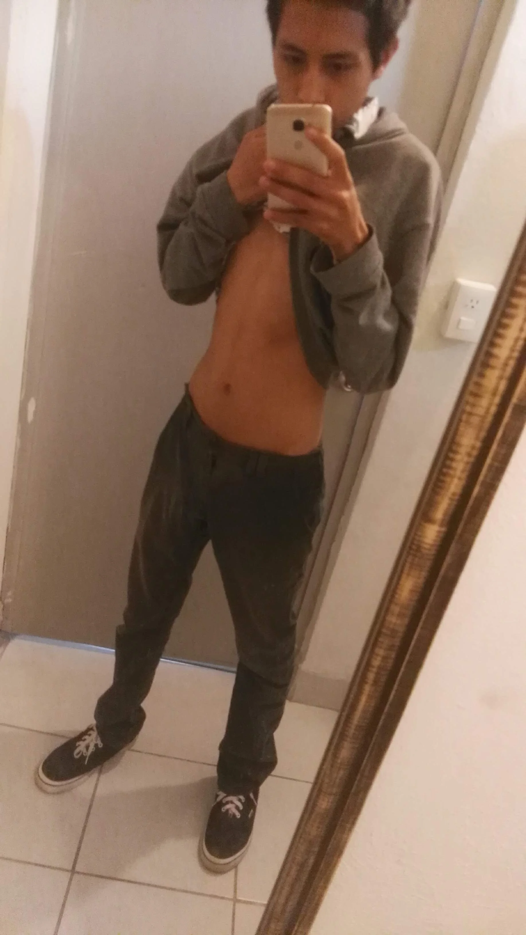 XXX Porn Photo of Nude erikmrz316 3